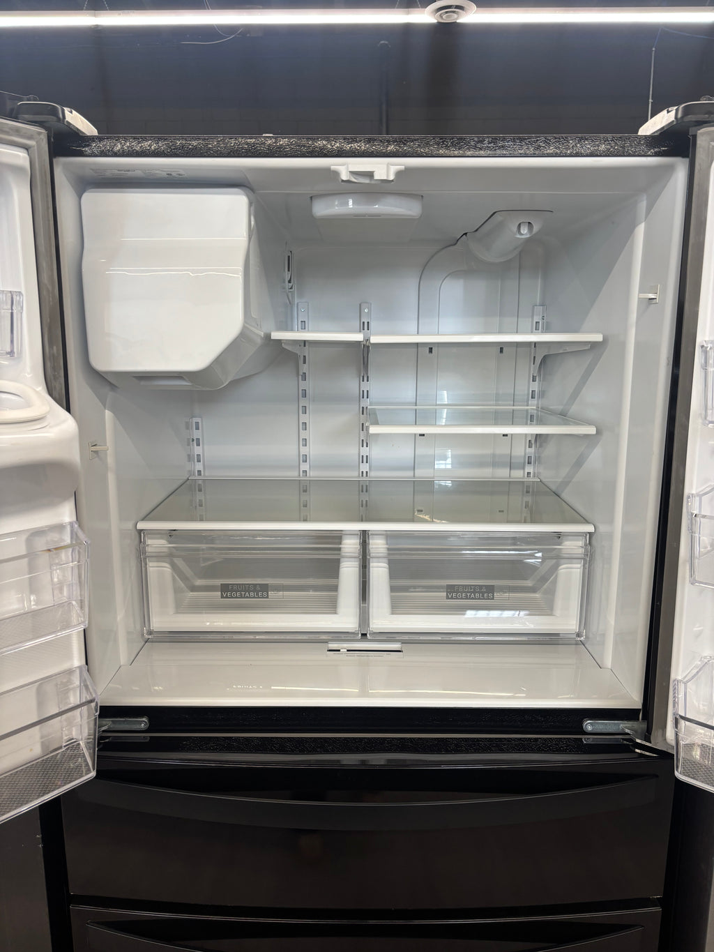 OPEN-BOX - Whirlpool 36” French Door with Water & Ice Dispenser - WRMF3636RB00