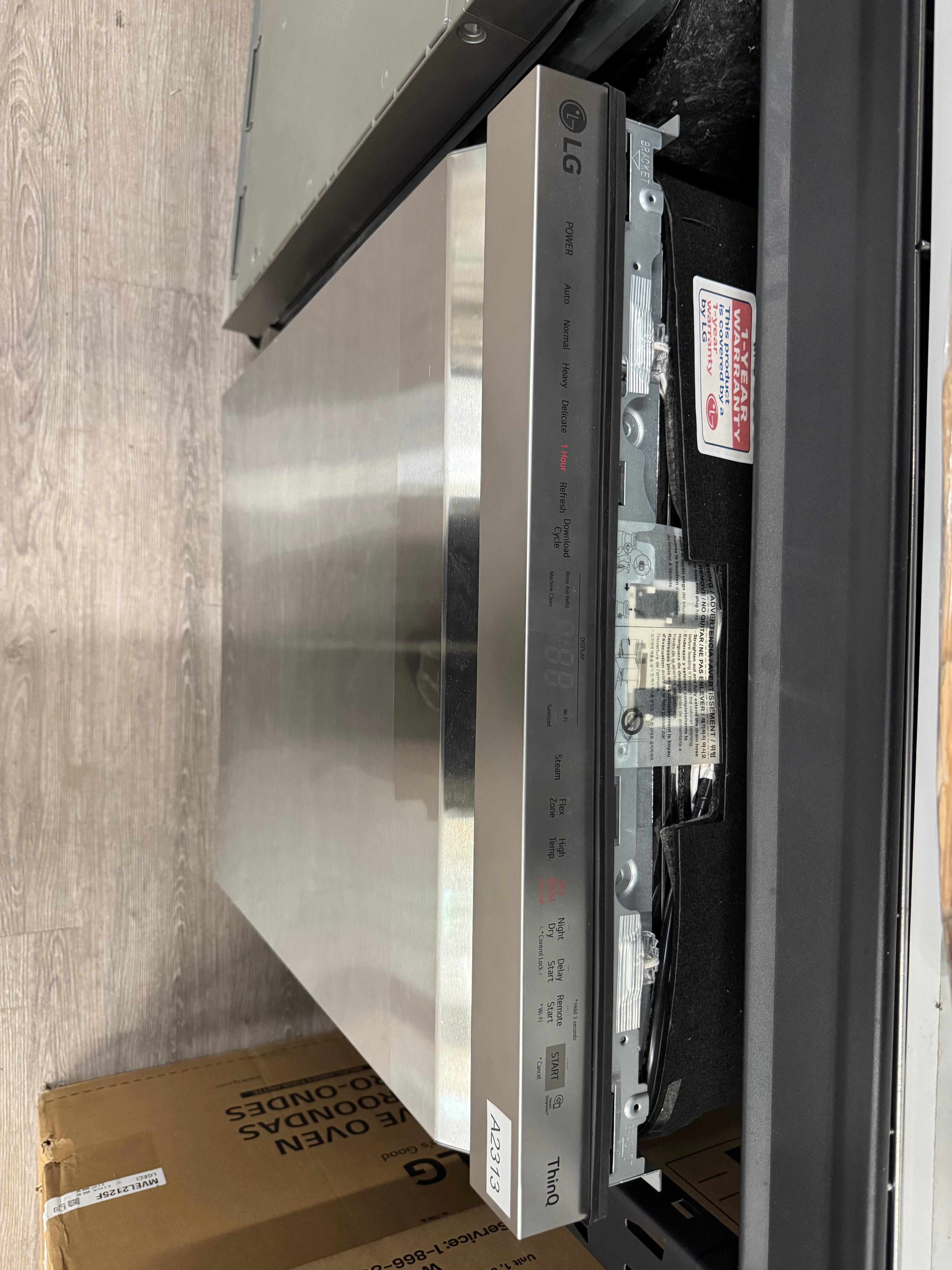 NEW - LG 24” Built-In Dishwasher - LDPH7972S (1 YEAR MANUFACTURER WARRANTY)