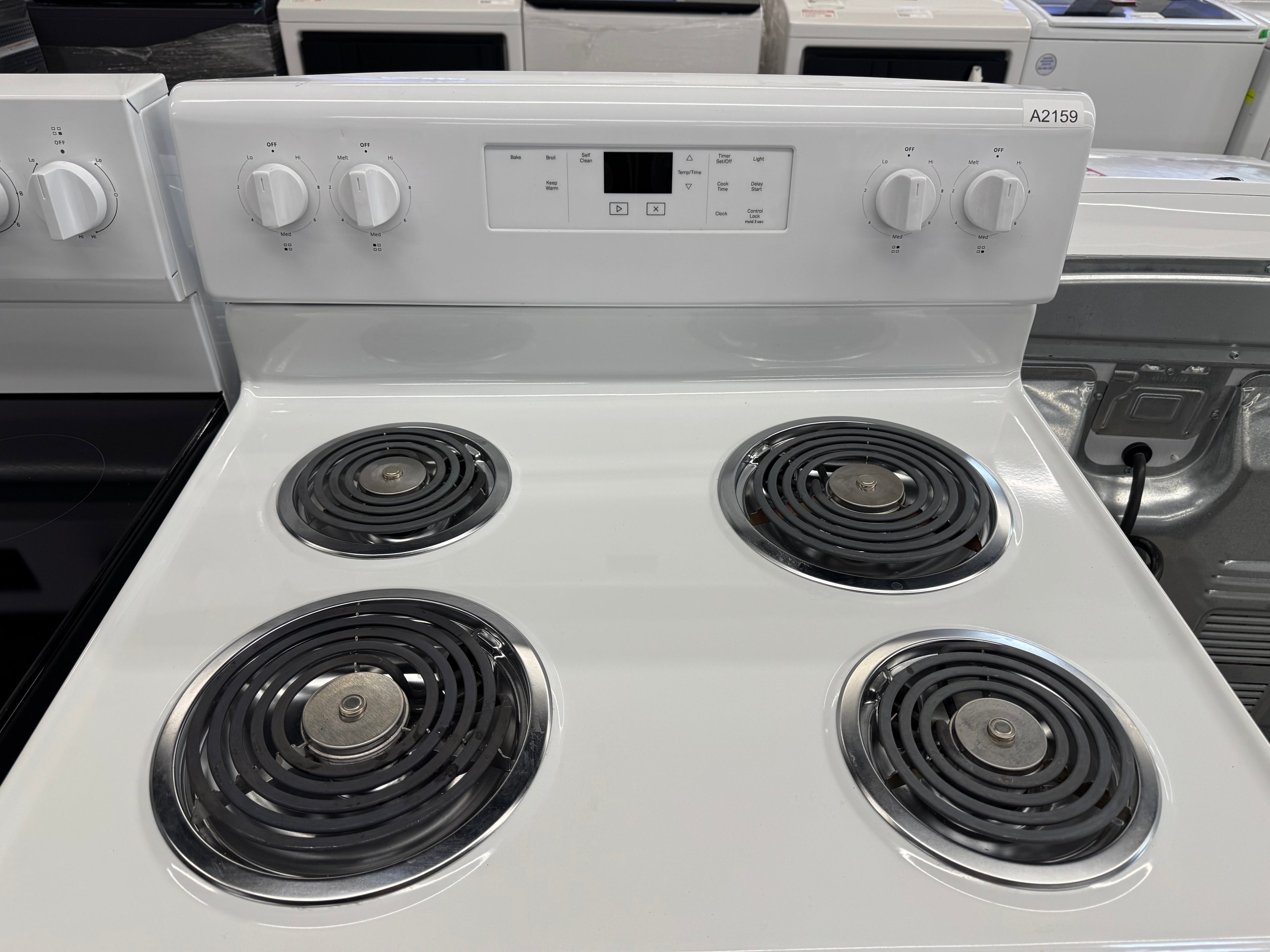 OPEN BOX - Whirlpool 30” Freestanding Coil Top Range - YWFC315S0JW4