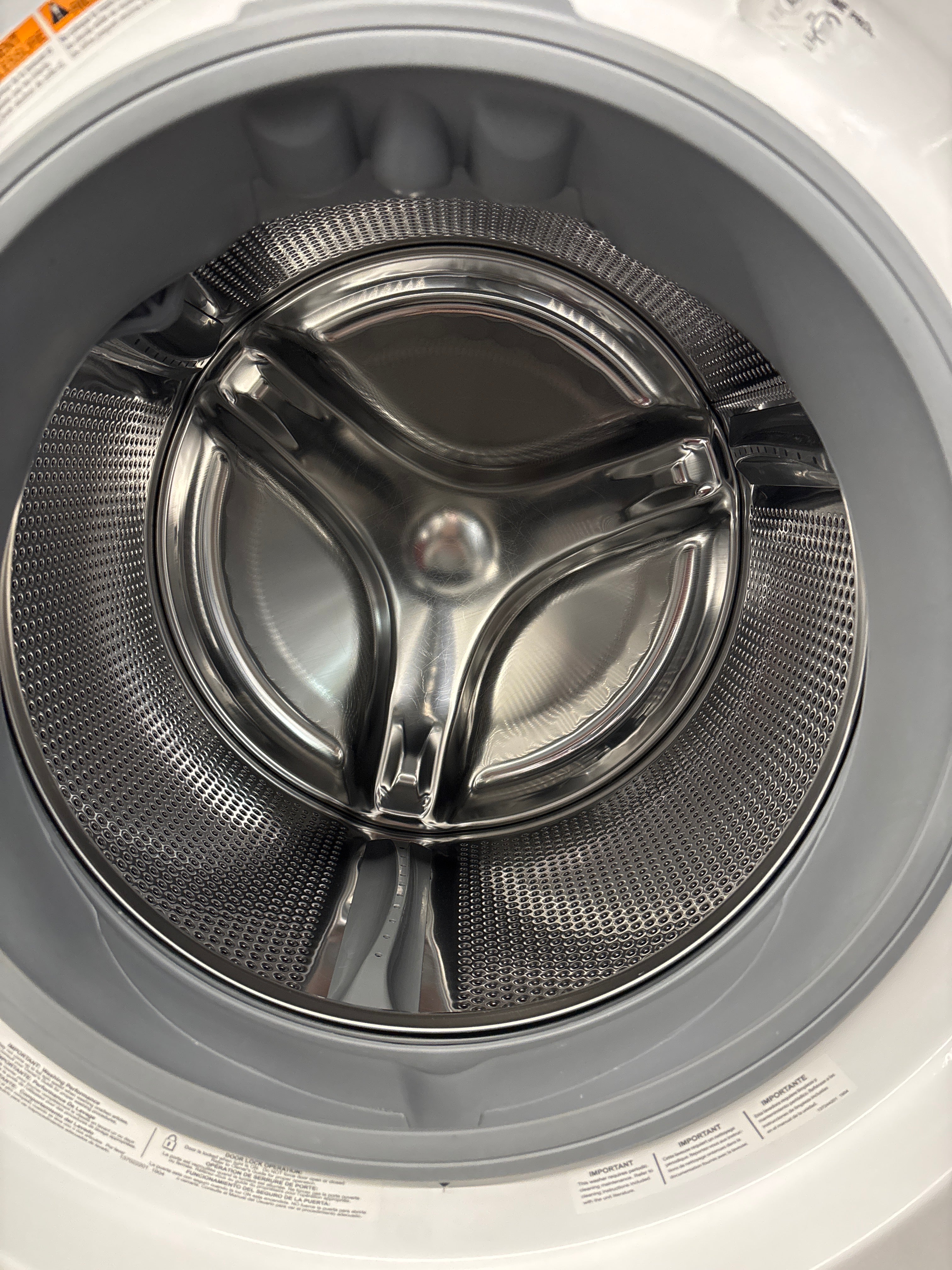 ELECTROLUX 27” Front load washer- EFLW417SIW0