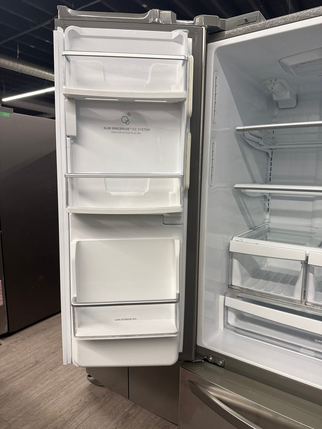 LG 33” French Door Refrigerator with Water & Ice Dispenser - LFX25978ST/00