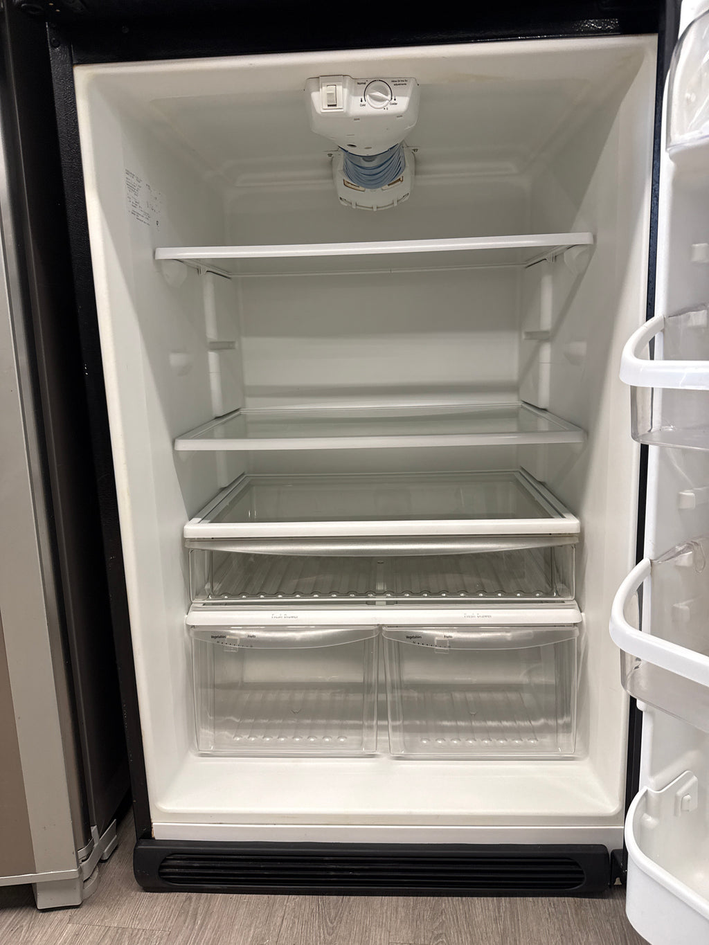 Frigidaire 30” Top Freezer Refrigerator - FRT18G6JW2