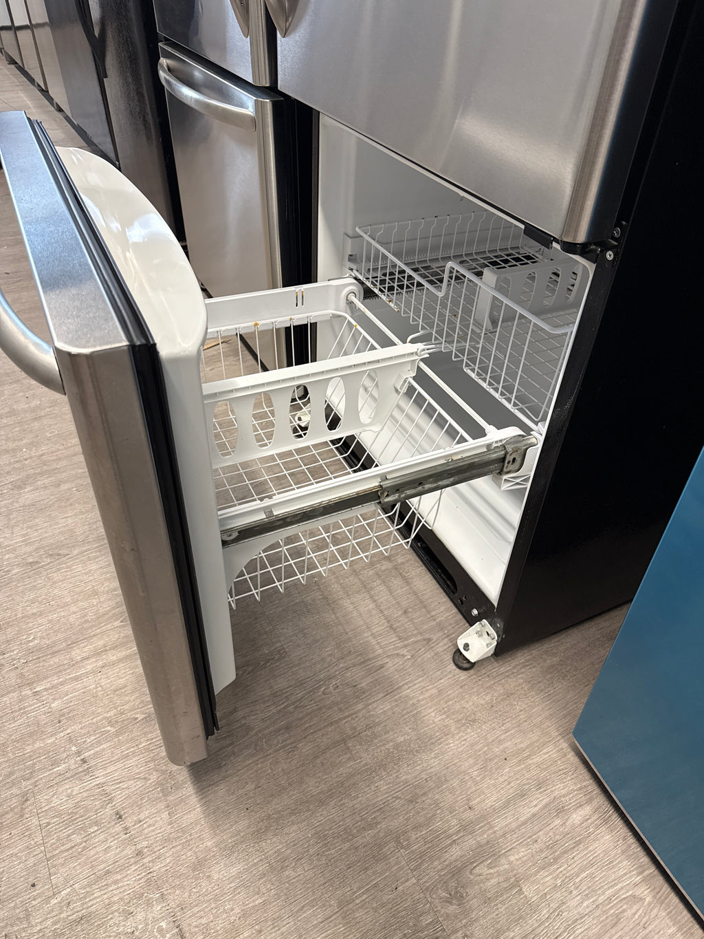 Maytag 30” Bottom Freezer Refrigerator - MBR1957VES0