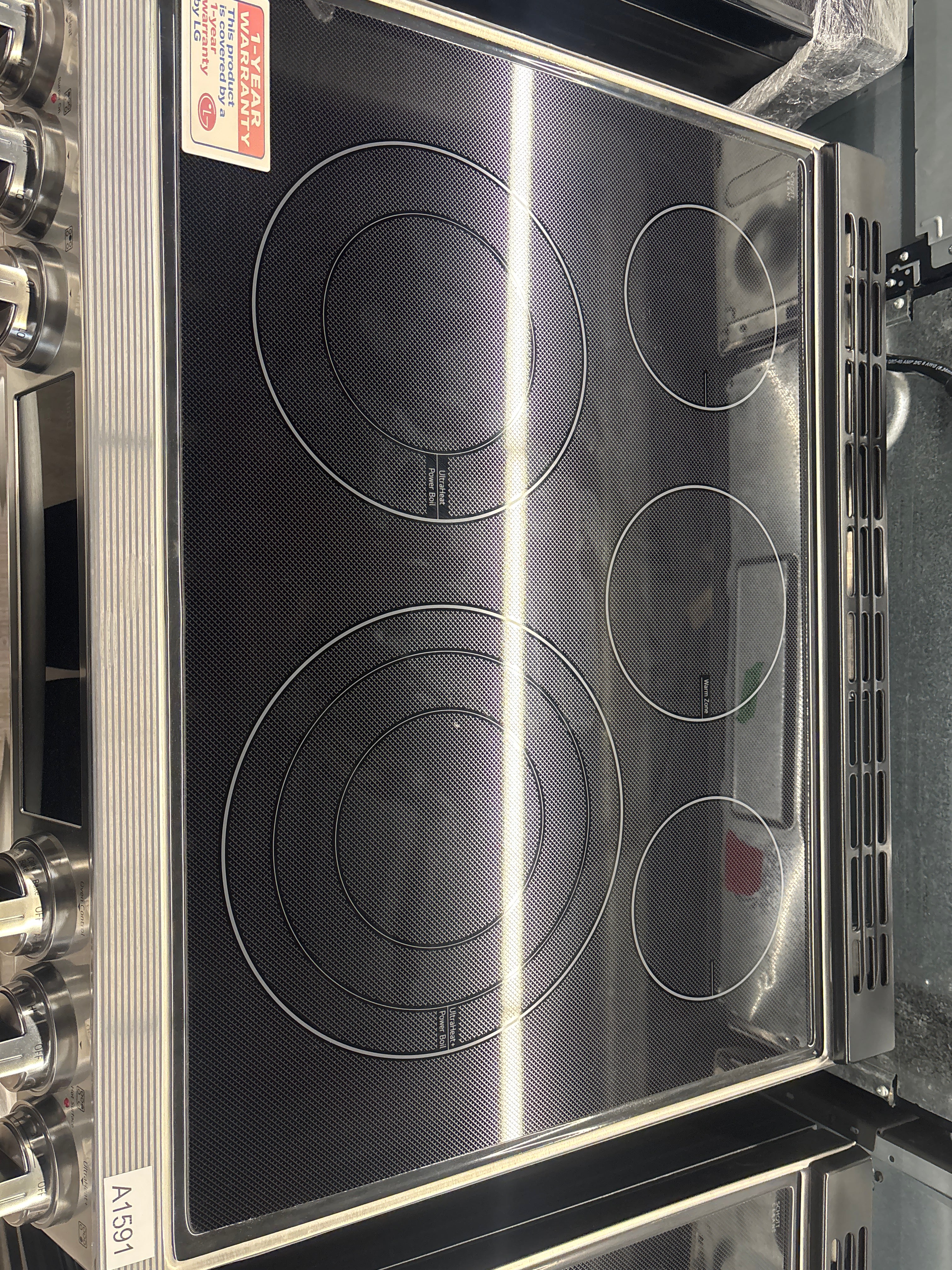 LG 30” Slide-In Glass Top Range - LSEL6337F (1 YEAR MANUFACTURER WARRANTY)