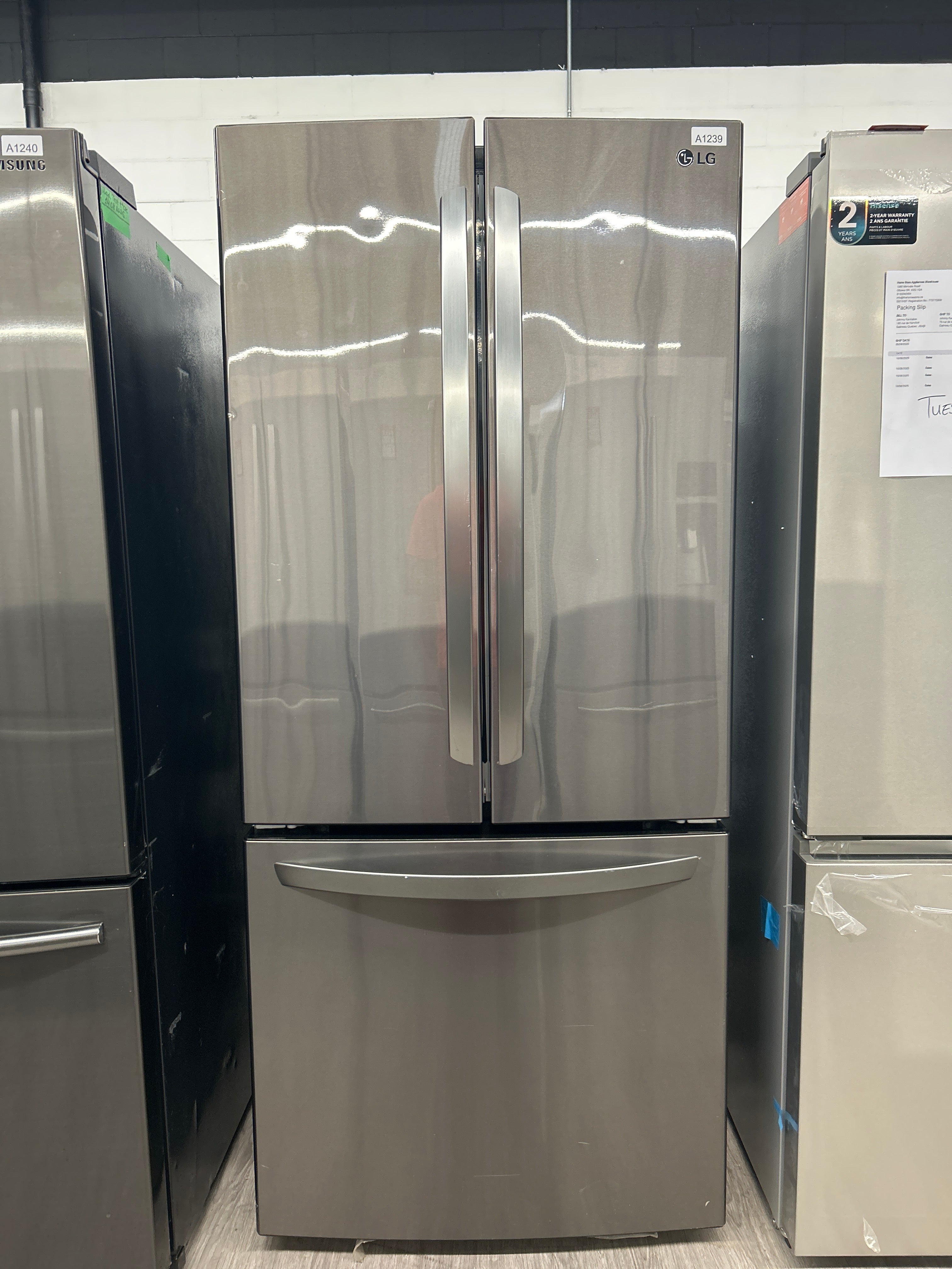 LG 30” Fridge-LFNS22520D /01
