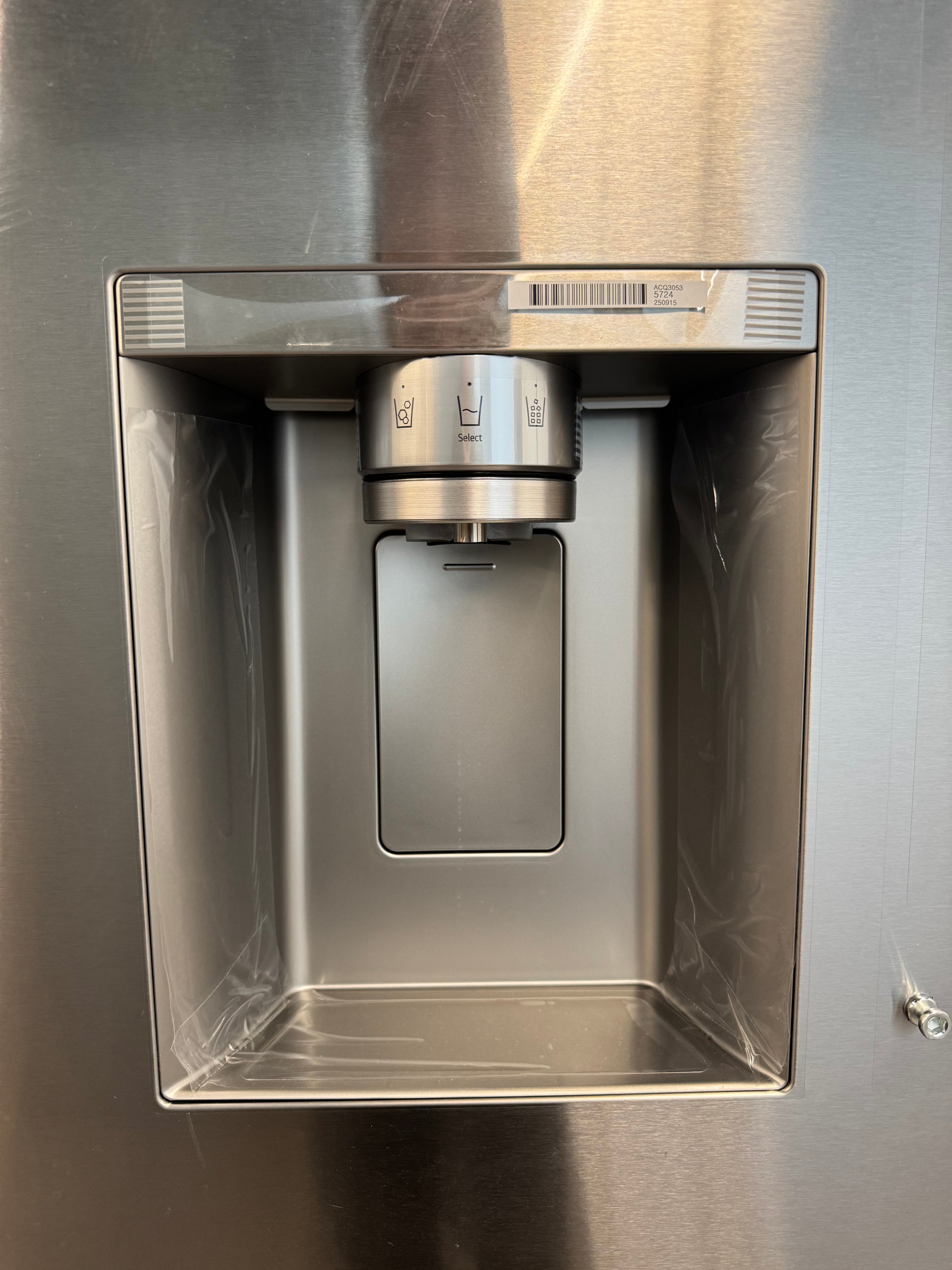 NEW - LG 36” Counter Depth French Door Fridge with Water & Ice Dispenser - LF24Z6530S (1 YEAR MANUFACTURER WARRANTY)