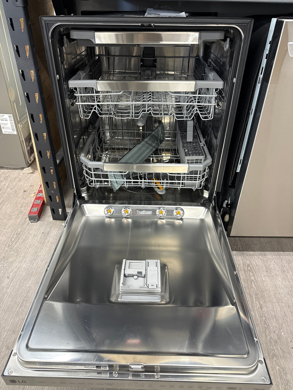 NEW - LG 24" Built-In Dishwasher - LDPS6762S (1 YEAR MANUFACTURER WARRANTY)