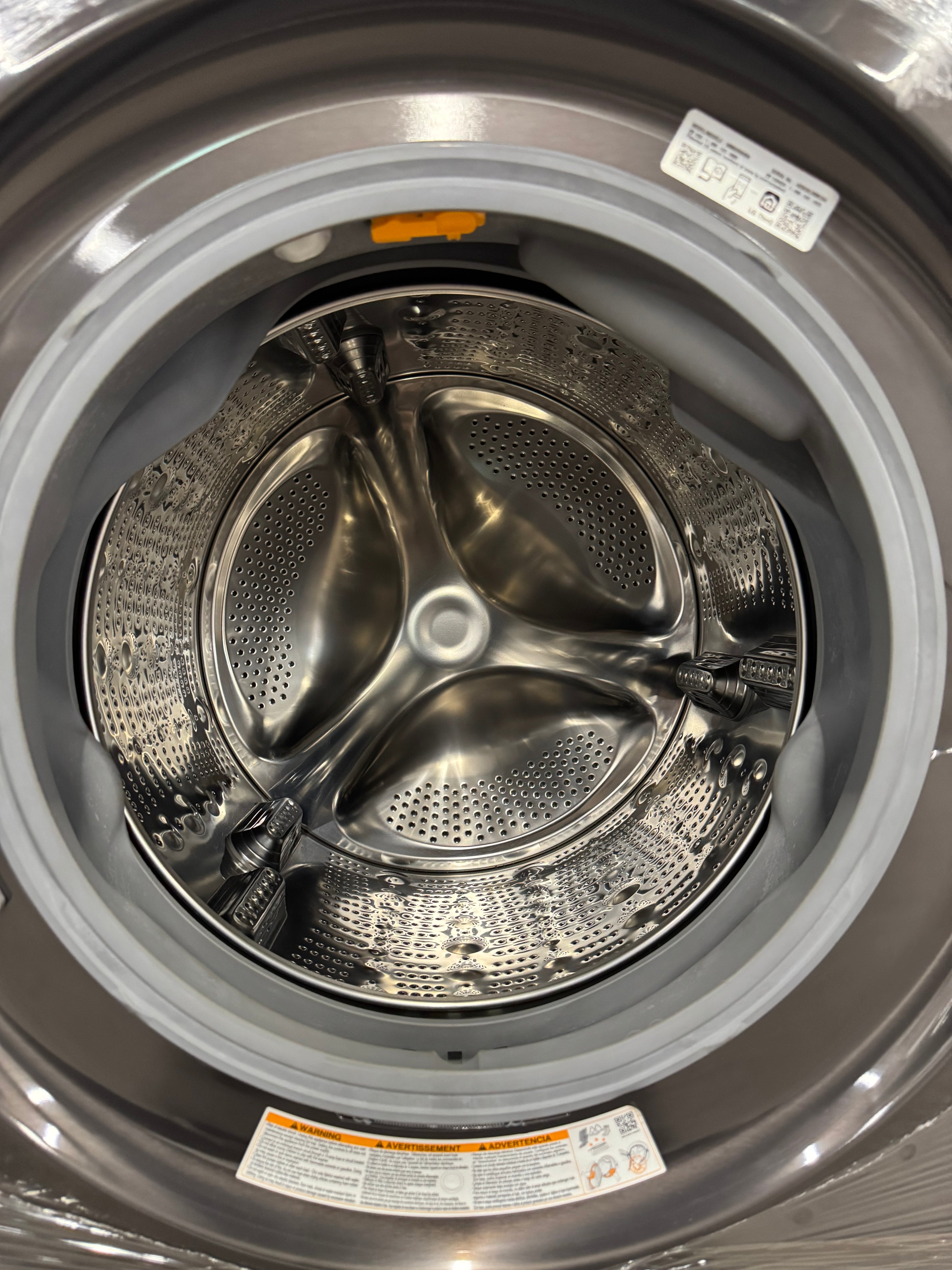 NEW - LG 27” All-in-One Washer Dryer Combo - WM6998HBA (1 YEAR MANUFACTURER WARRANTY)
