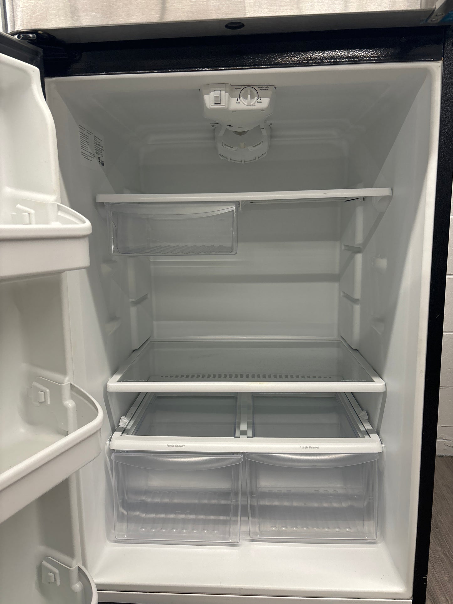 Frigidaire 30 Inch Top Freezer Fridge