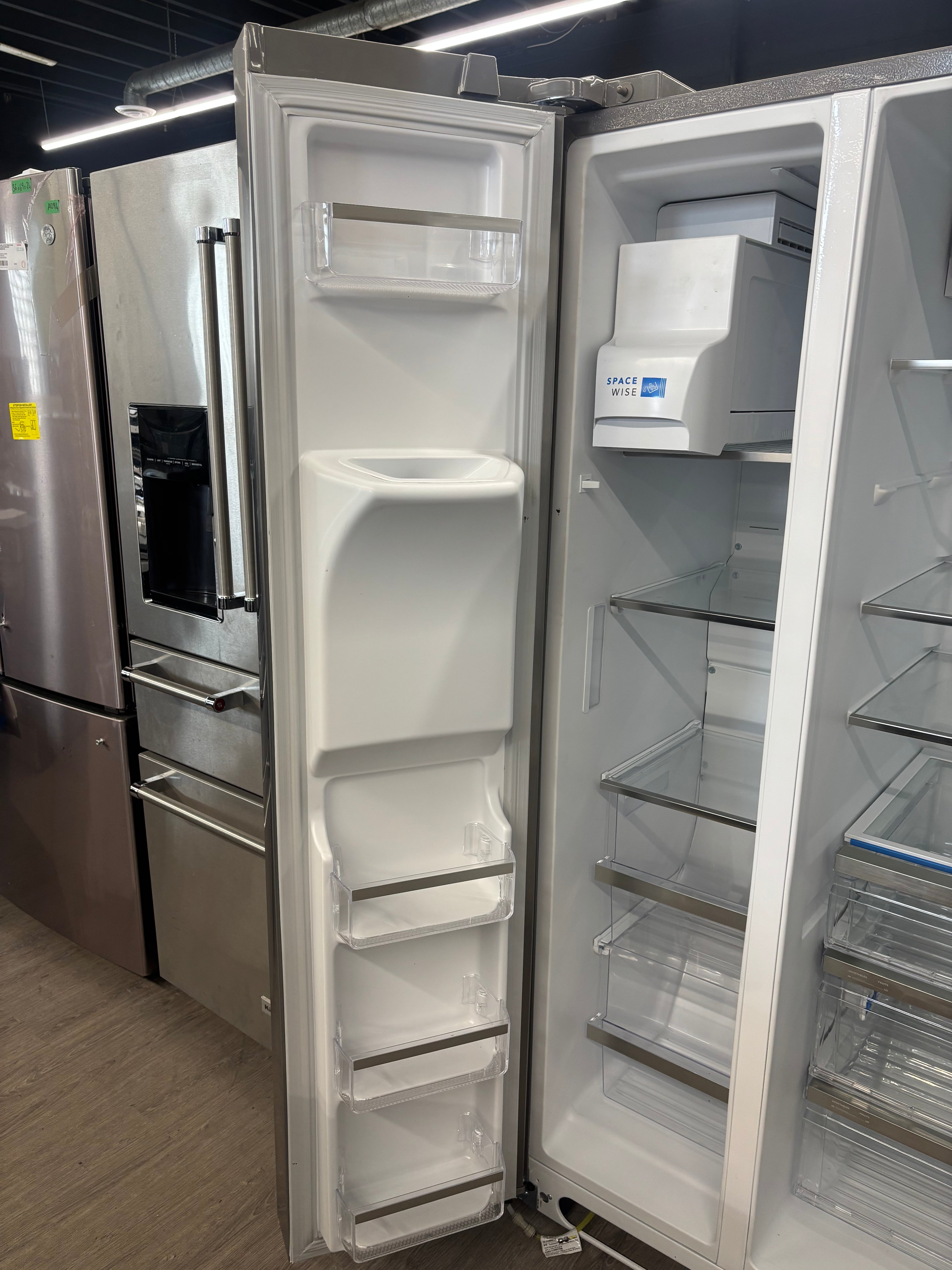 OPEN BOX- Frigidaire 36” Slide by Side Refrigerator with Water & Ice Dispenser - GRSS2652AFH