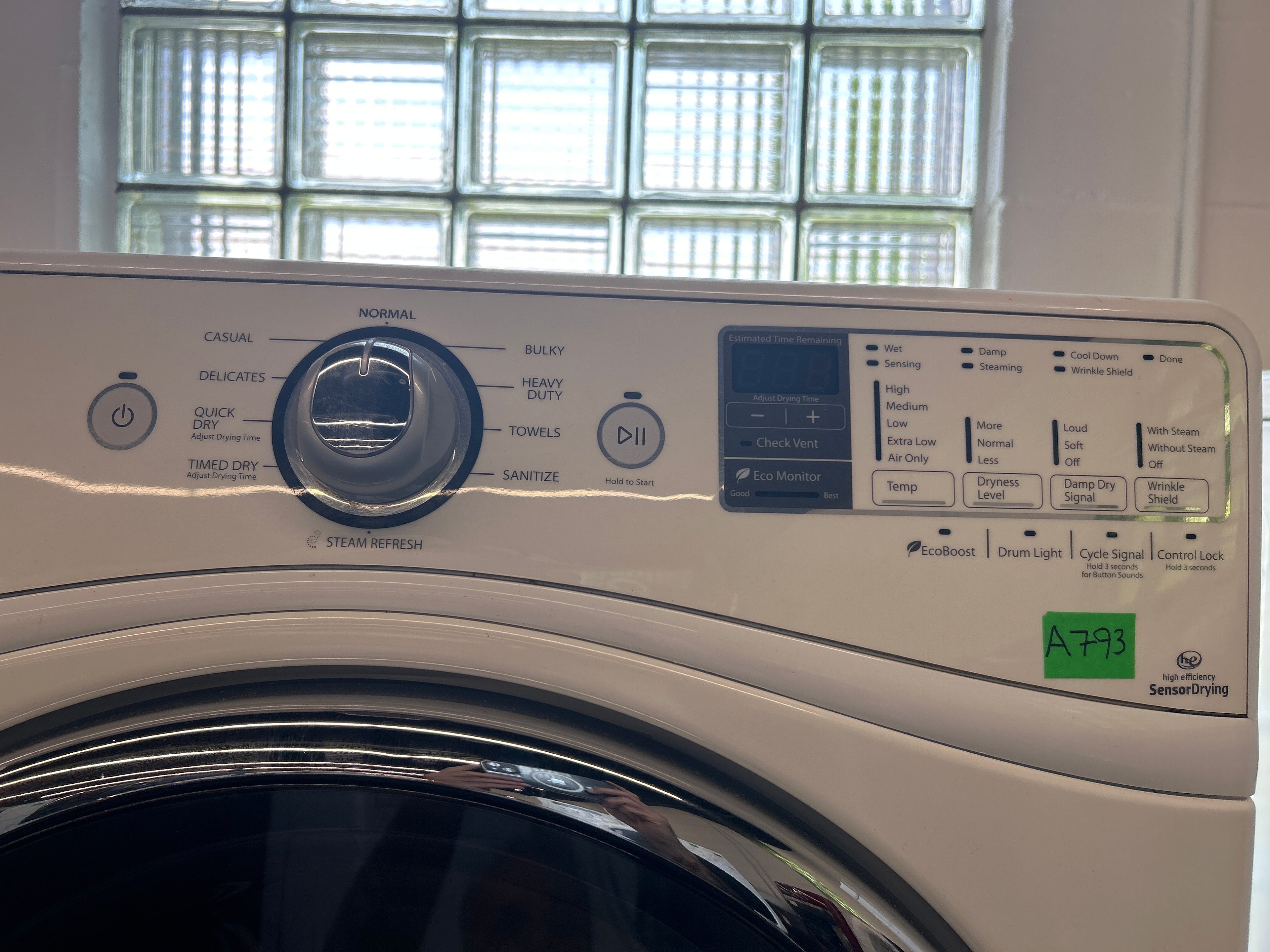 Whirlpool 27" Front Load Washer/Dryer Set