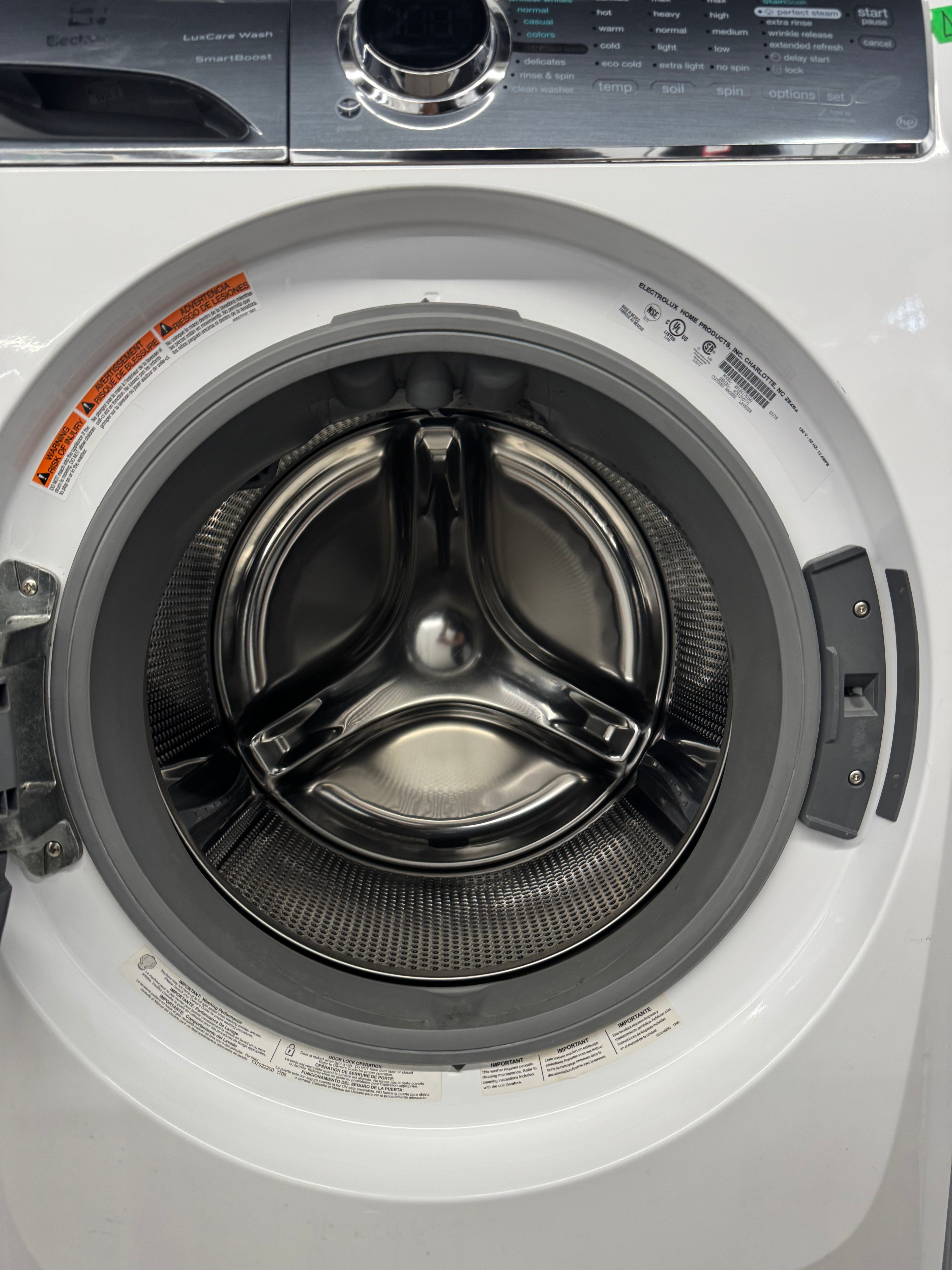 Electrolux 27” Front Load Washer/Dryer Set (EFLS617SIW0/EFMC427UIW0