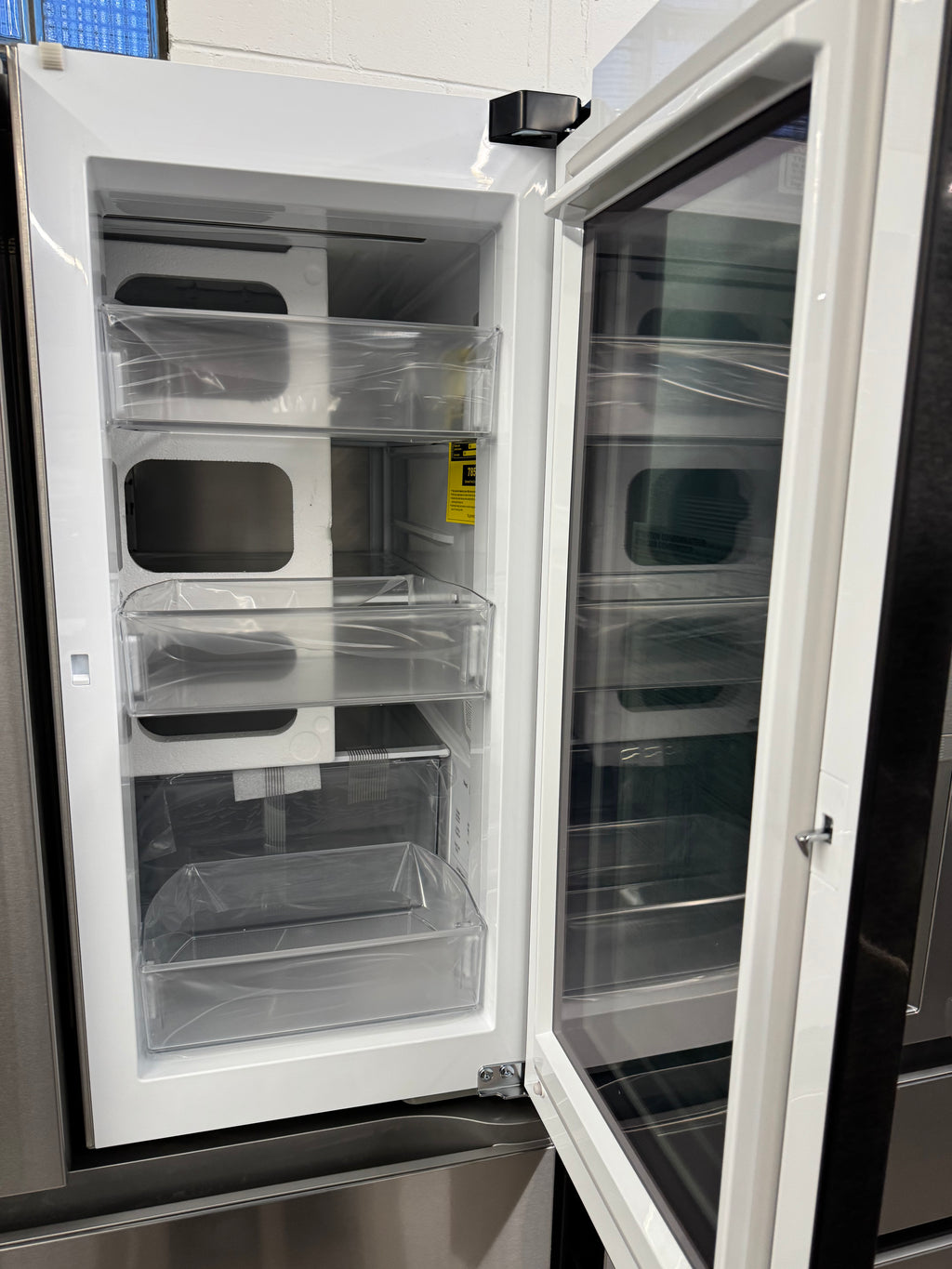 NEW - LG 36” French Door Fridge With water Dispenser - LF29S8365S (1 YEAR MANUFACTURER WARRANTY)