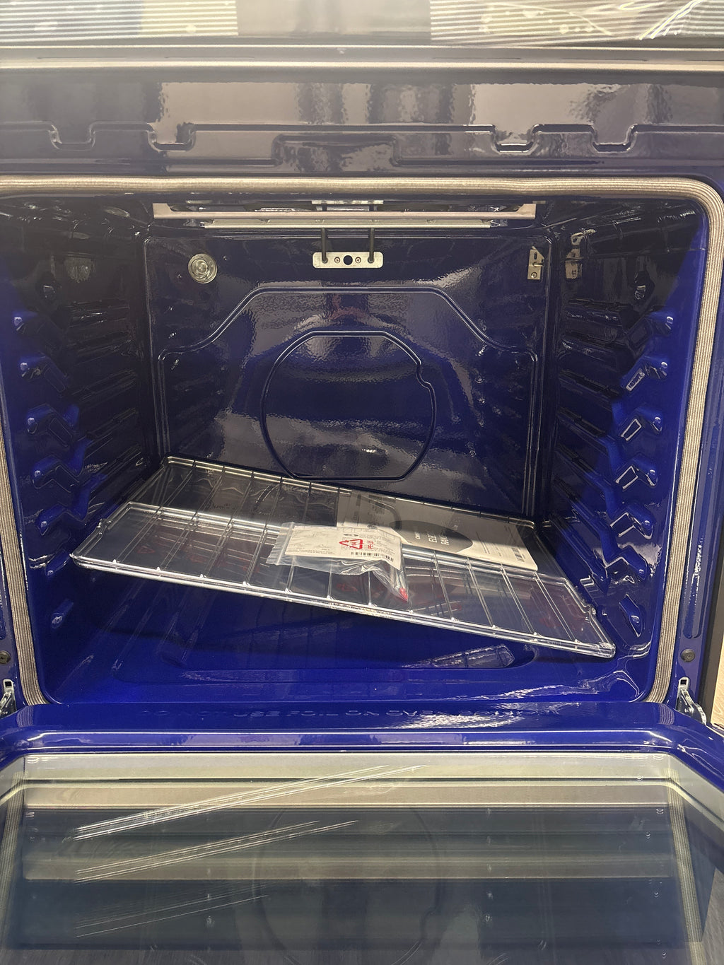 LG 30” Freestanding Glass Top Range - LREL6321S (1 YEAR MANUFACTURER WARRANTY)