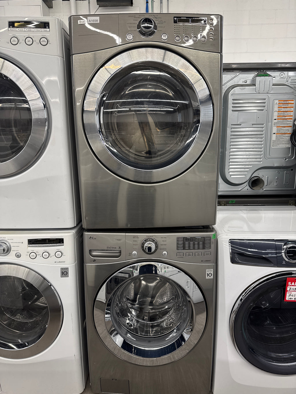 LG 27” Front Load Washer & Dryer Set (WM3370HVA & DLE2701V)