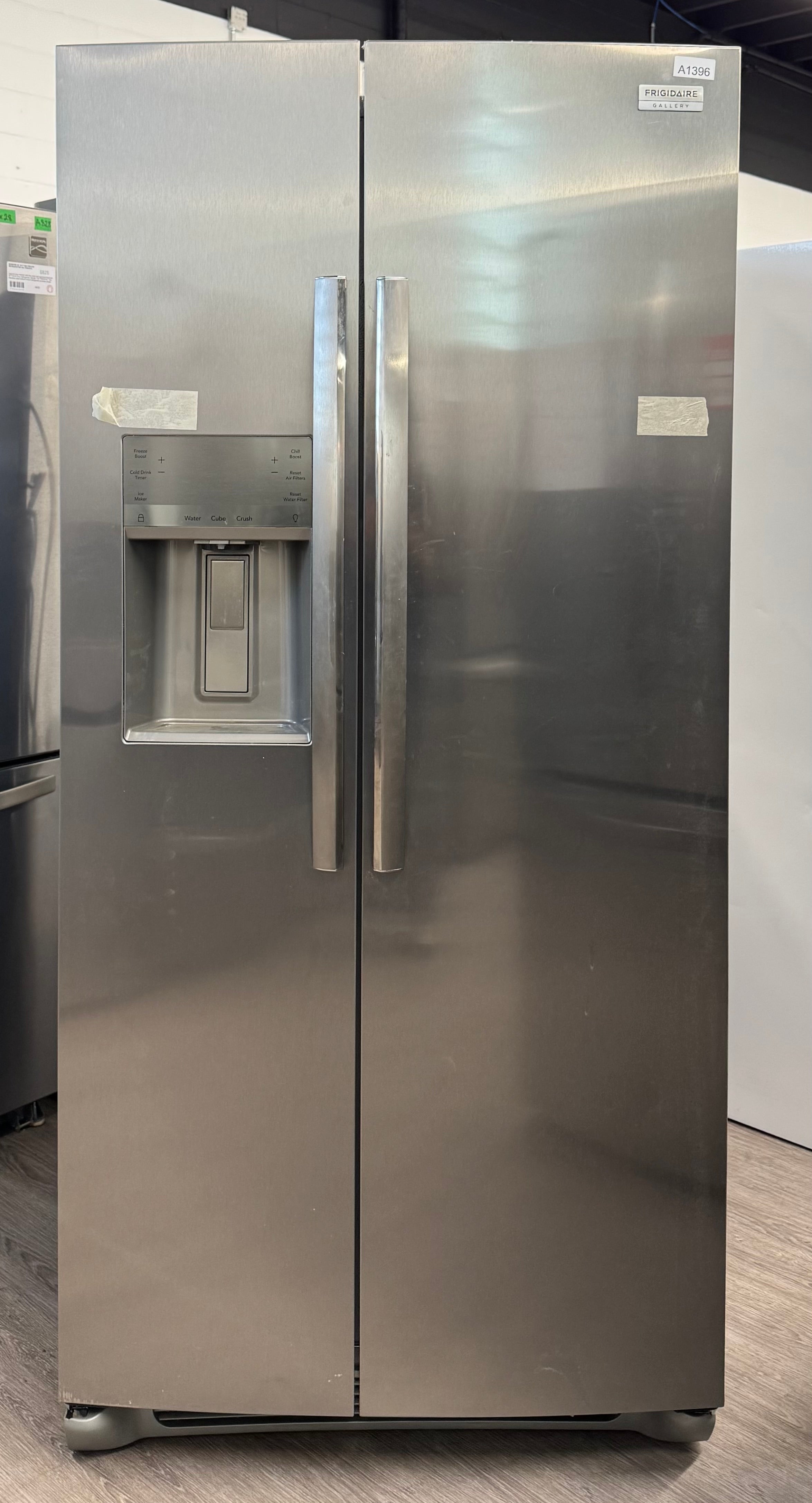 OPEN BOX - Frigidaire 33” Side by Side Fridge with Water & Ice Dispenser - GRSS2352AF8