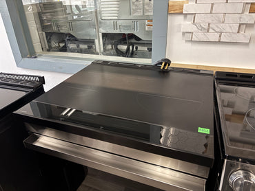 OPEN BOX - Samsung 30” Slide-In Induction Range - NSI6DG9500SRAC