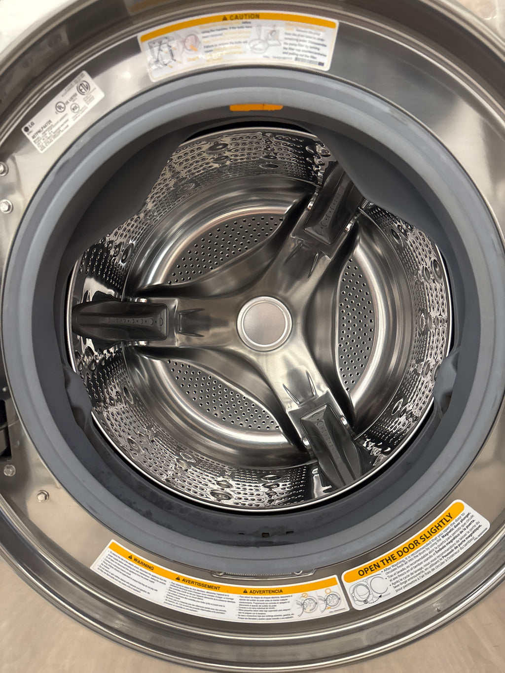 LG 27” Front Load Washer - WM3570HVA