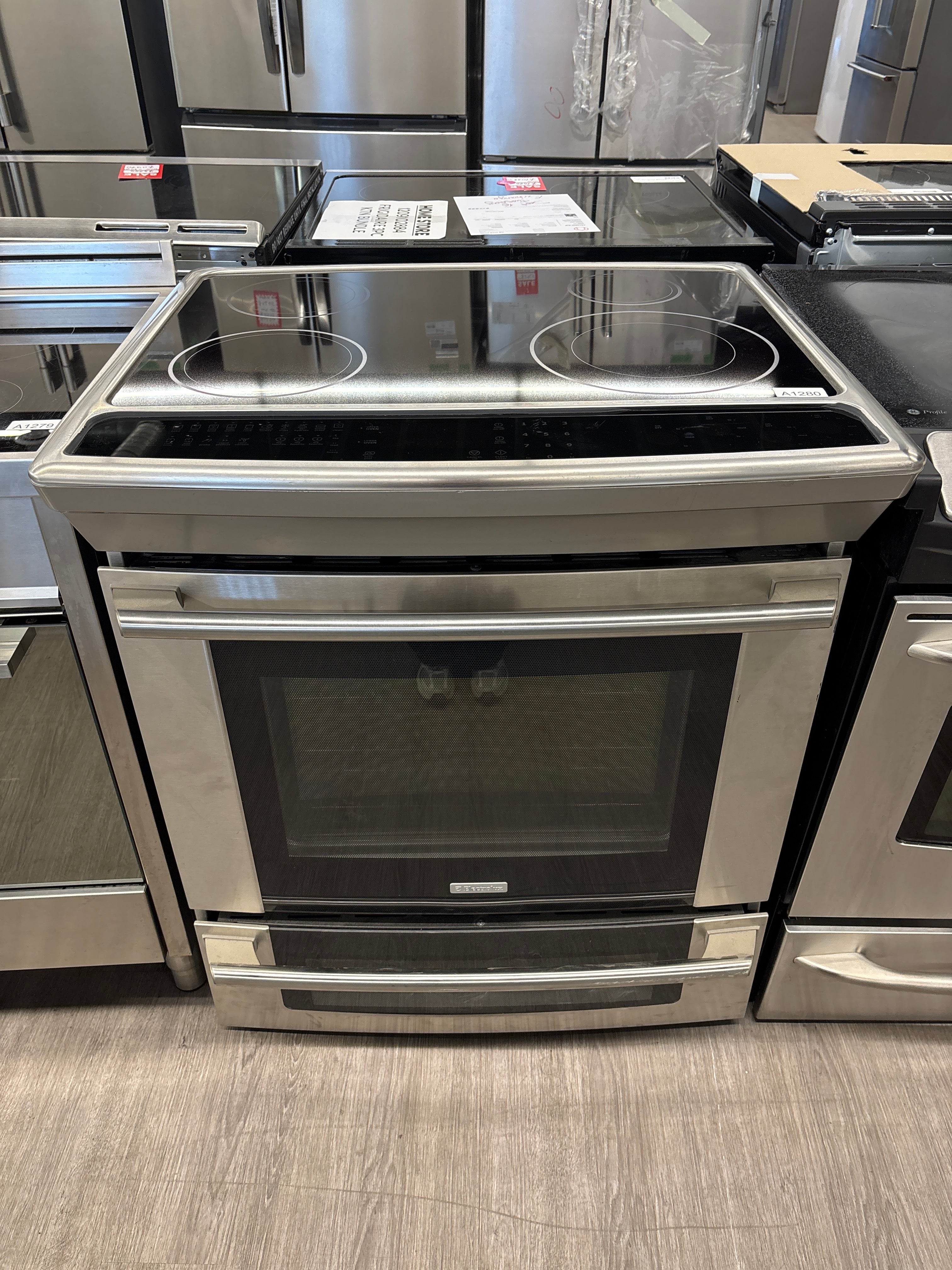 Electrolux 30” Slide-In Induction Range - EW30IS6CJSB