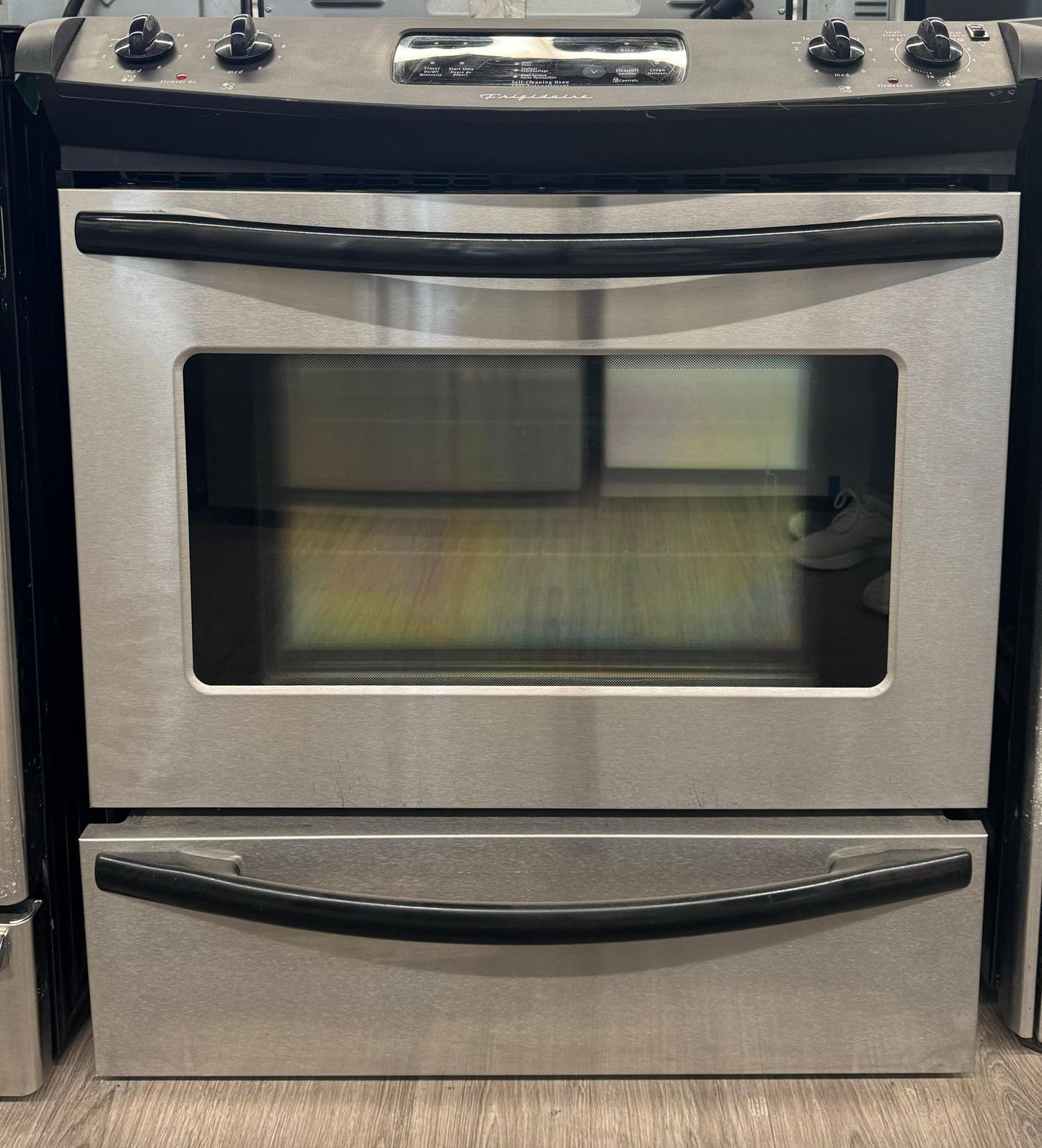 Frigidaire 30" Slide-In Glass Top Range - CFES365EC4