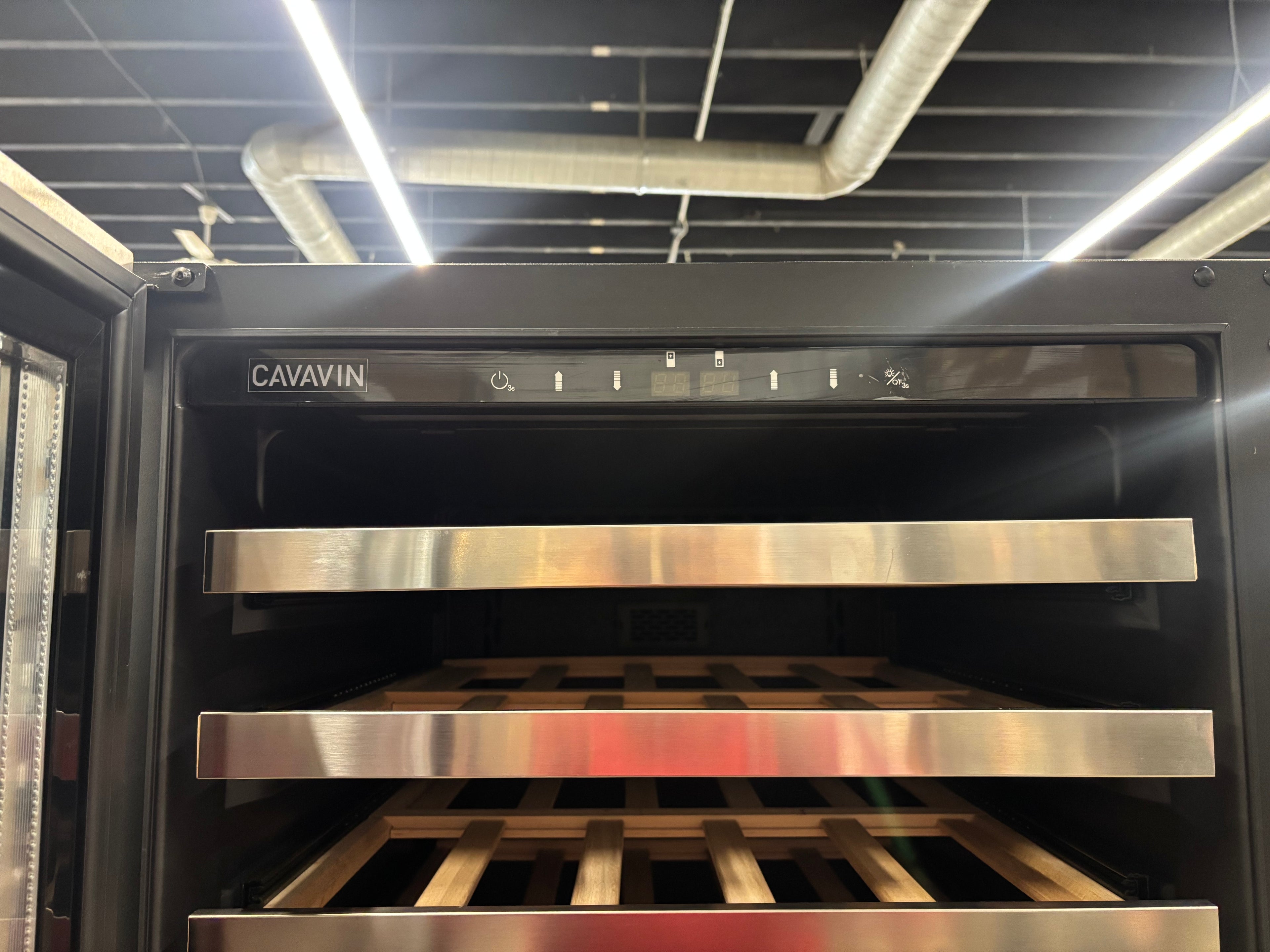 Cavavin 23” Vine Cooler - V-153WDV