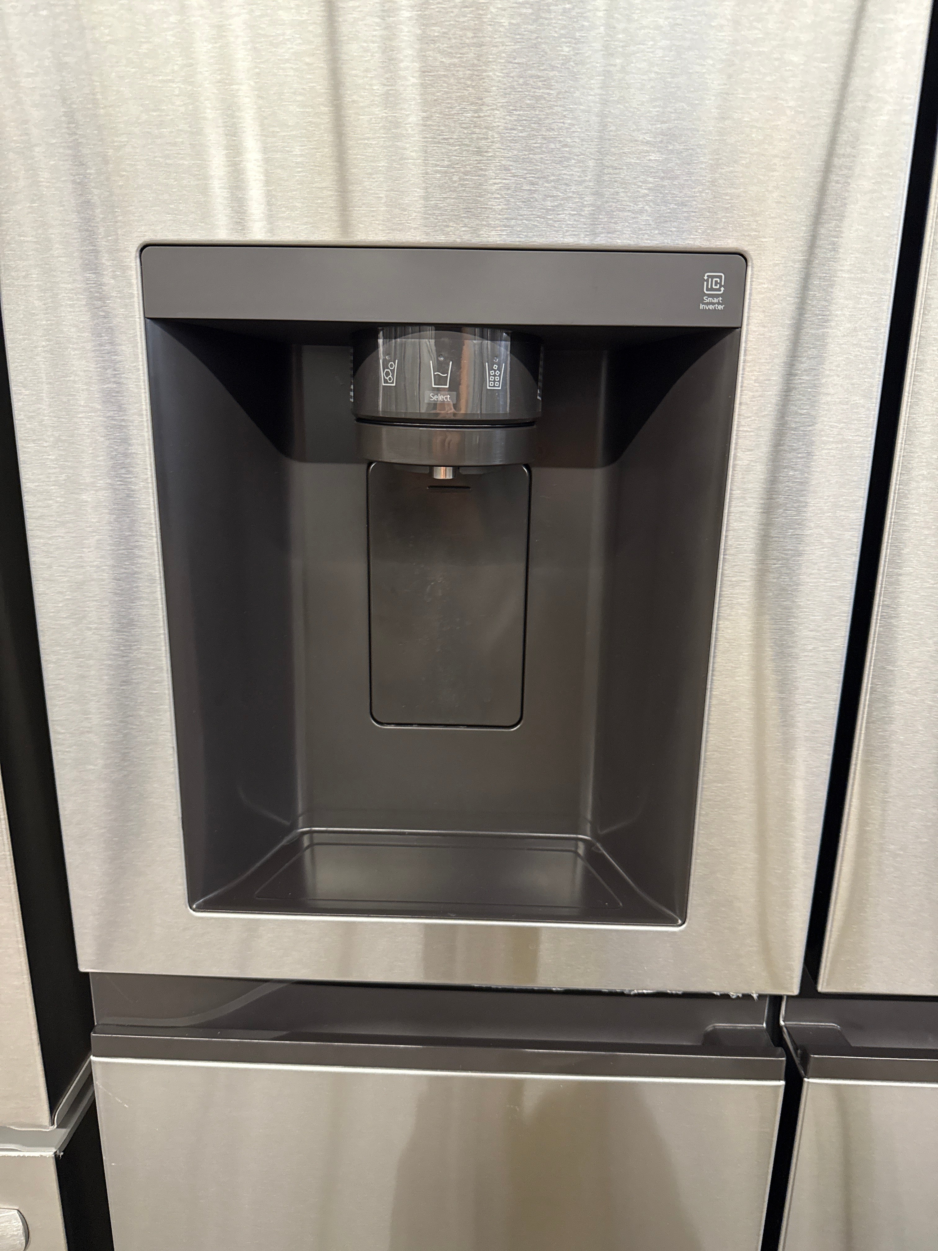 LG 36” French Door with Water & Ice Dispenser - LRSXS2706S/01