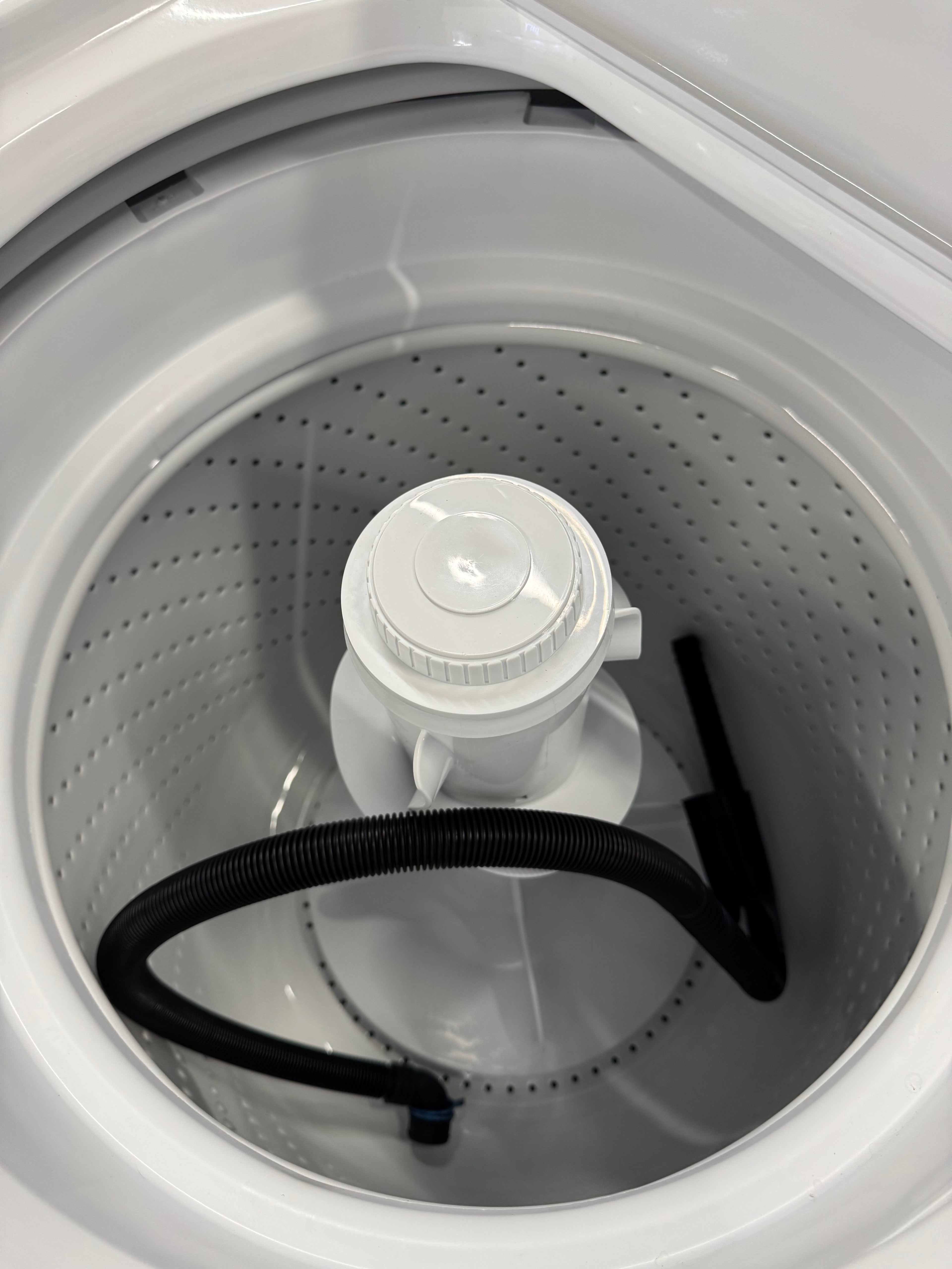 OPEN BOX - Amana Laundry Set - NTW4516FW4 & YNED4655EW1