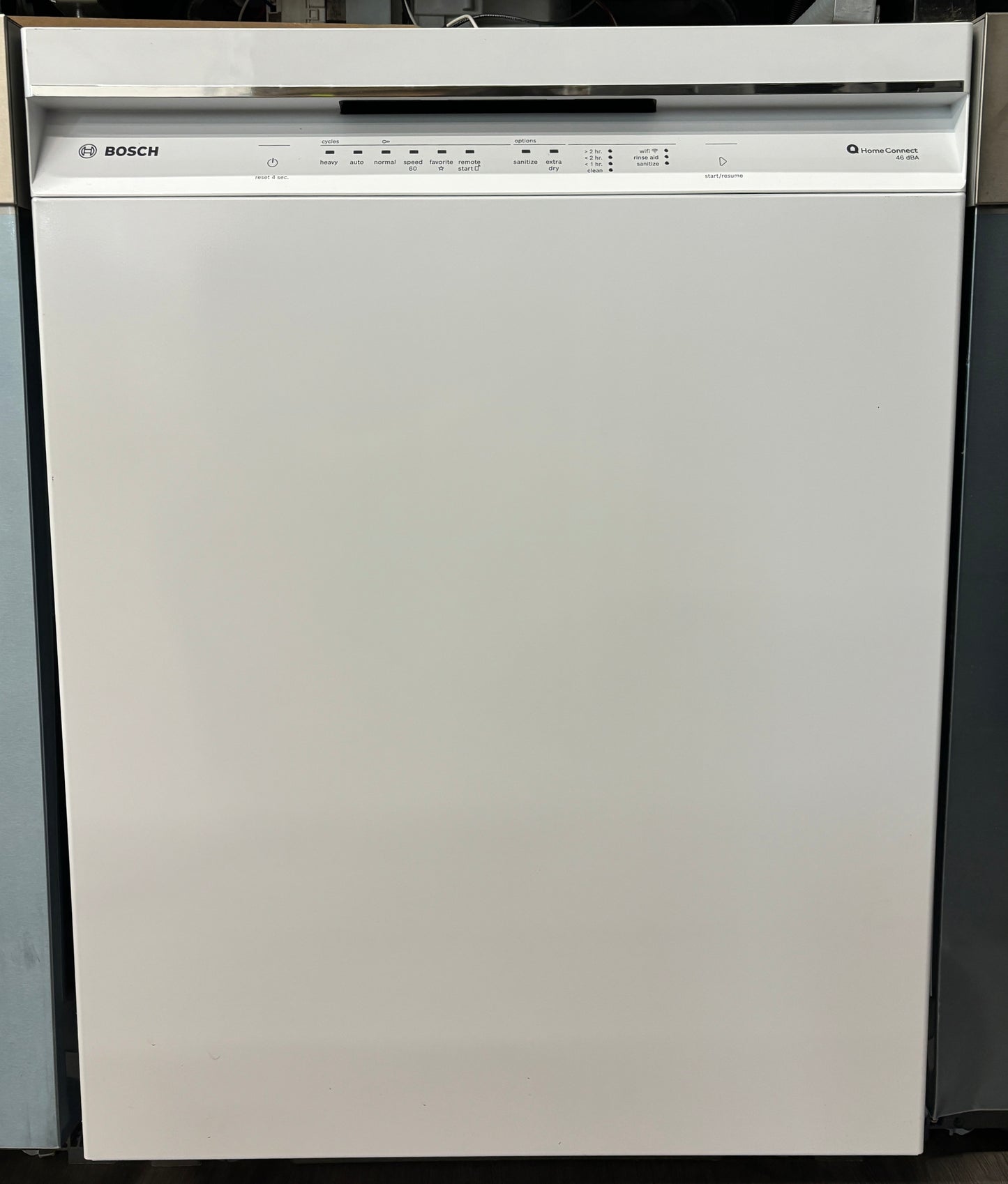 OPEN BOX - Bosch 24" Built-In Dishwasher - SHE53C82N/01