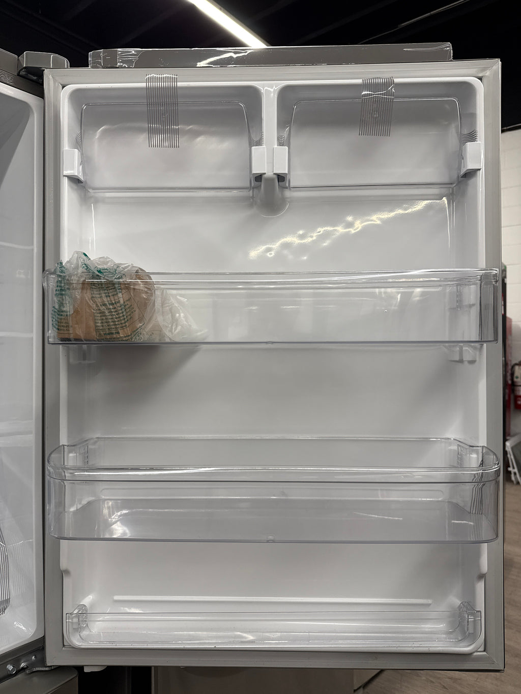 LG 30” Bottom Freezer Refrigerator - LRDNS2200S (1 YEAR MANUFACTURER WARRANTY)