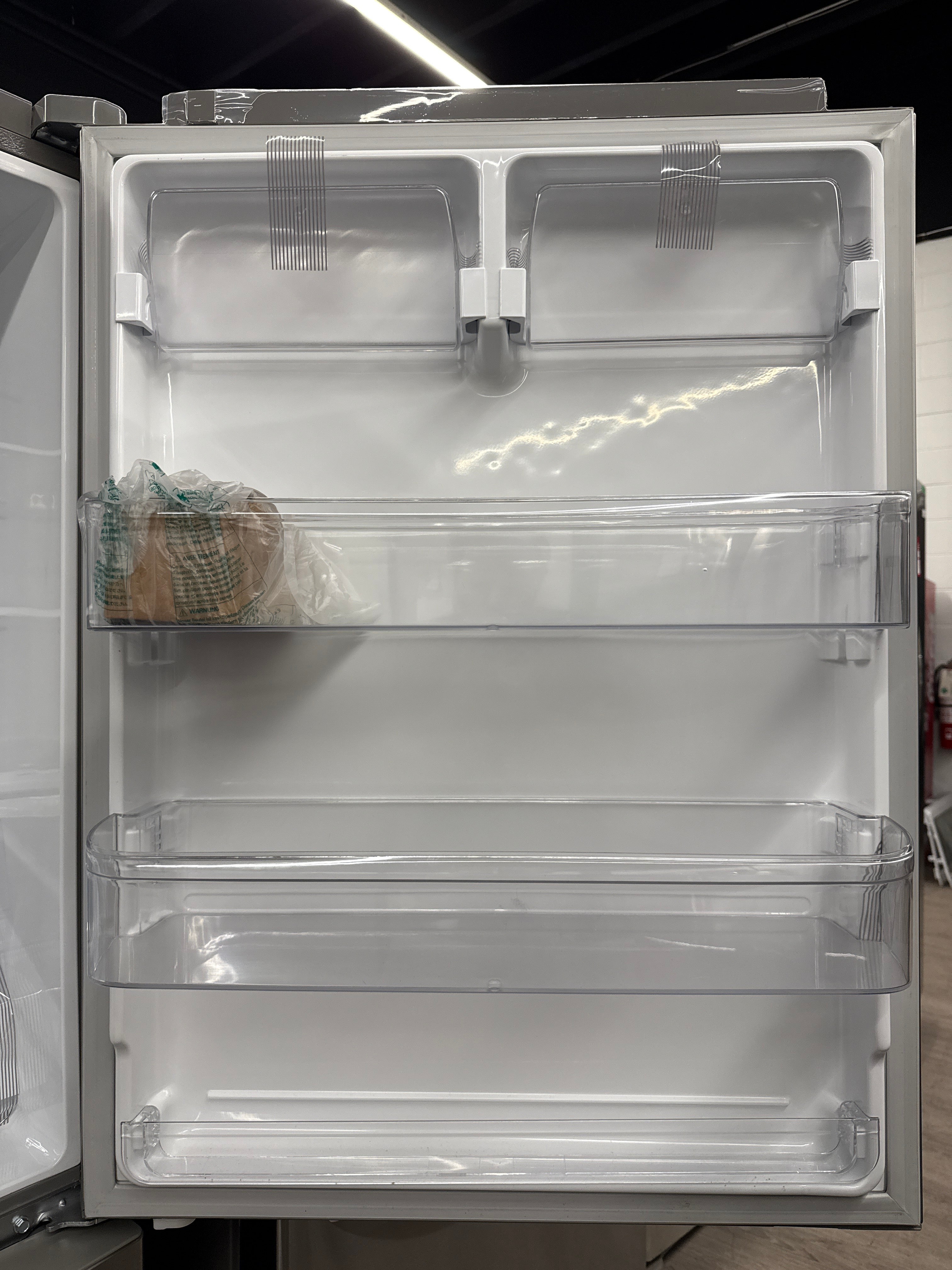 LG 30” Bottom Freezer Refrigerator - LRDNS2200S (1 YEAR MANUFACTURER WARRANTY)