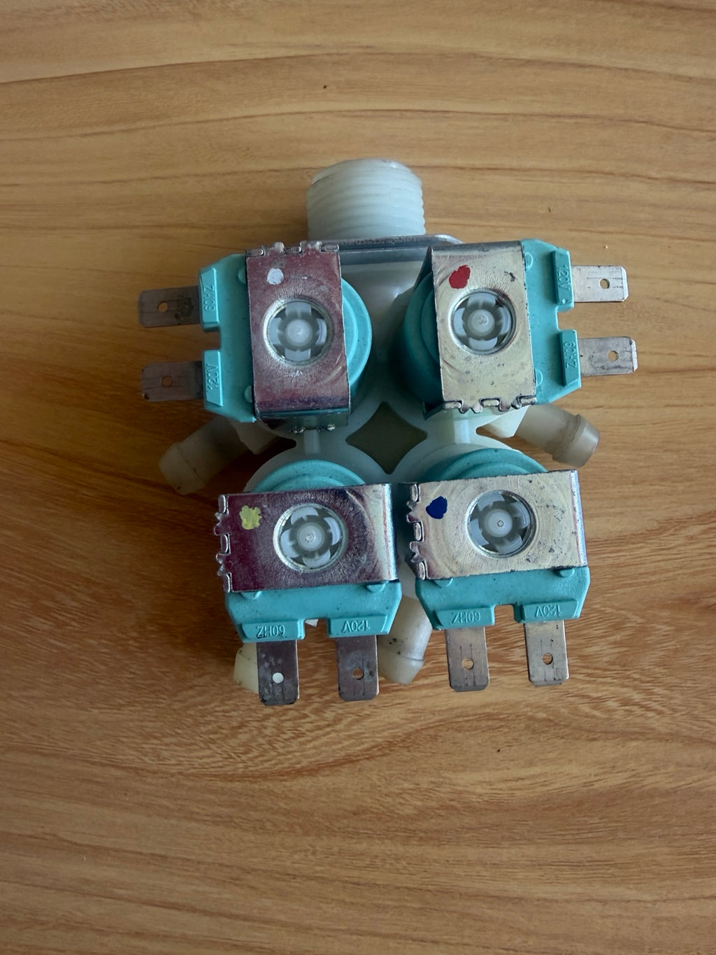 DC62-00214M four-way washer water inlet valve photo 2