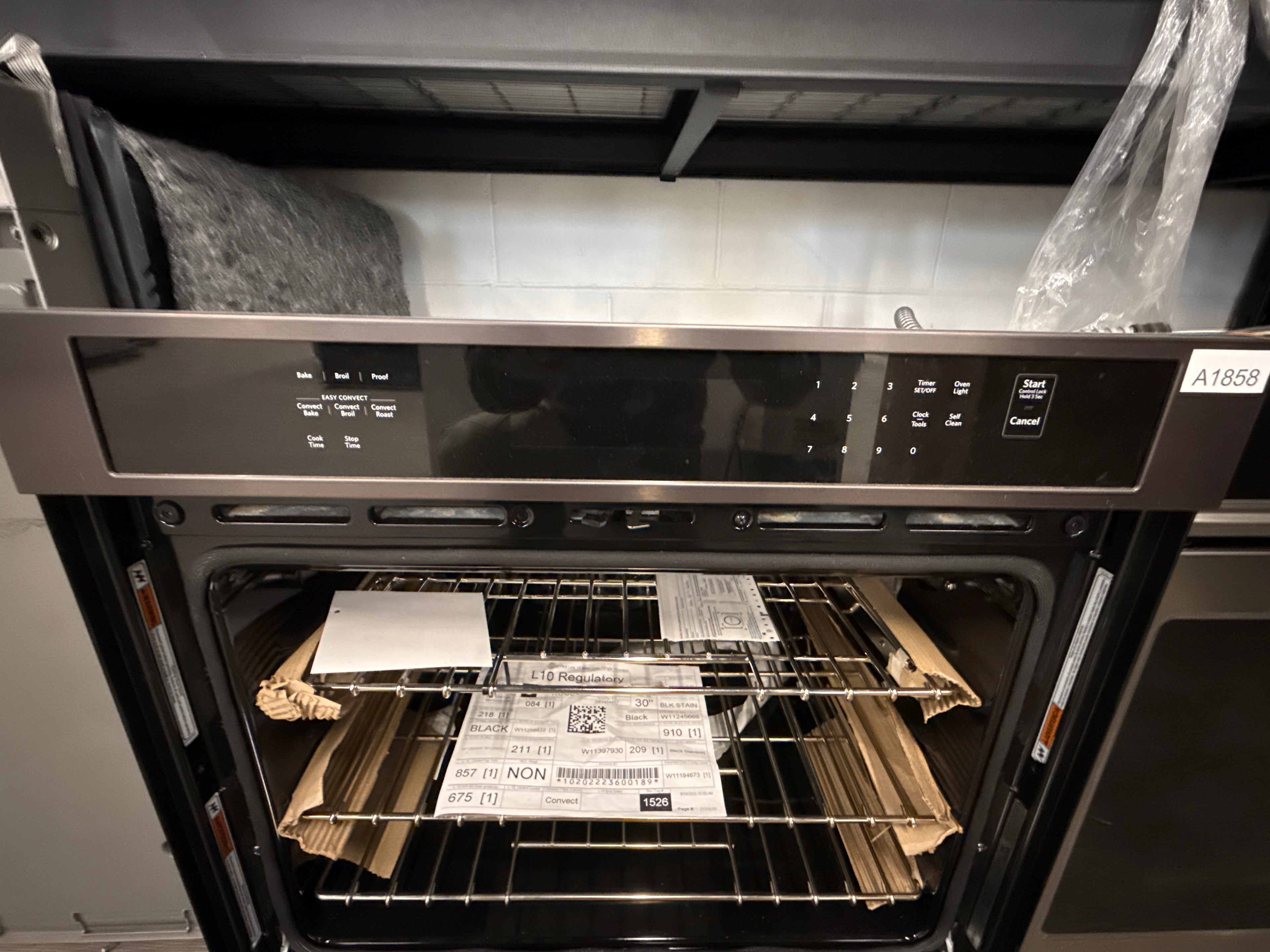 OPEN-BOX - KitchenAid 30" Single Wall Oven - KOSE500EBS20