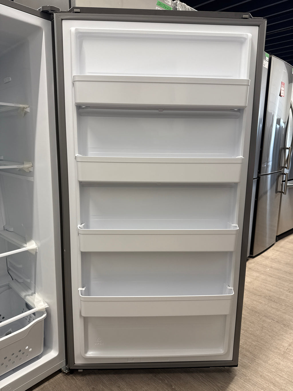 OPEN BOX - Hisense 33" Convertible Upright Fridge or Freezer - HFU171N1AVE