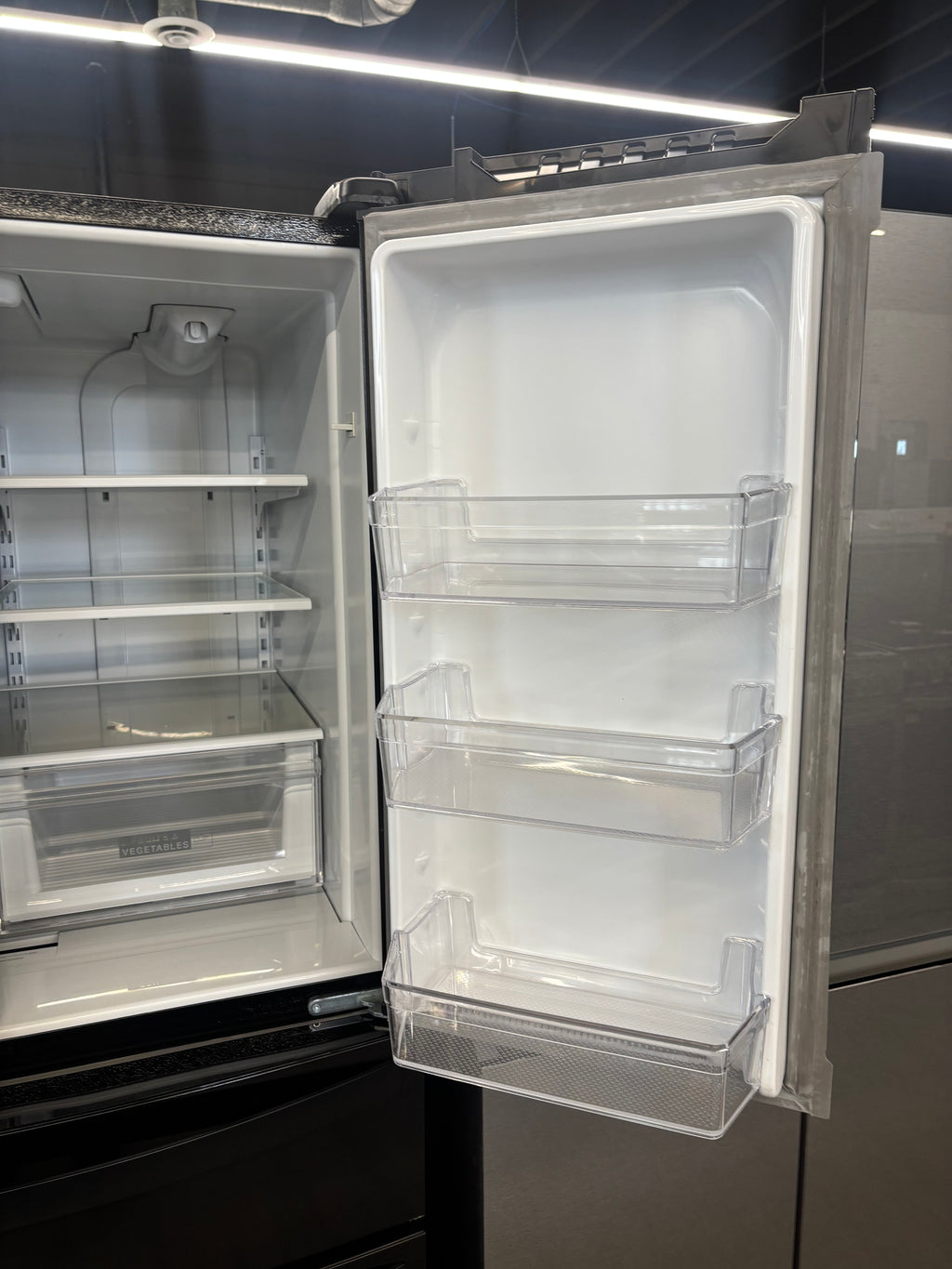 OPEN-BOX - Whirlpool 36” French Door with Water & Ice Dispenser - WRMF3636RB00