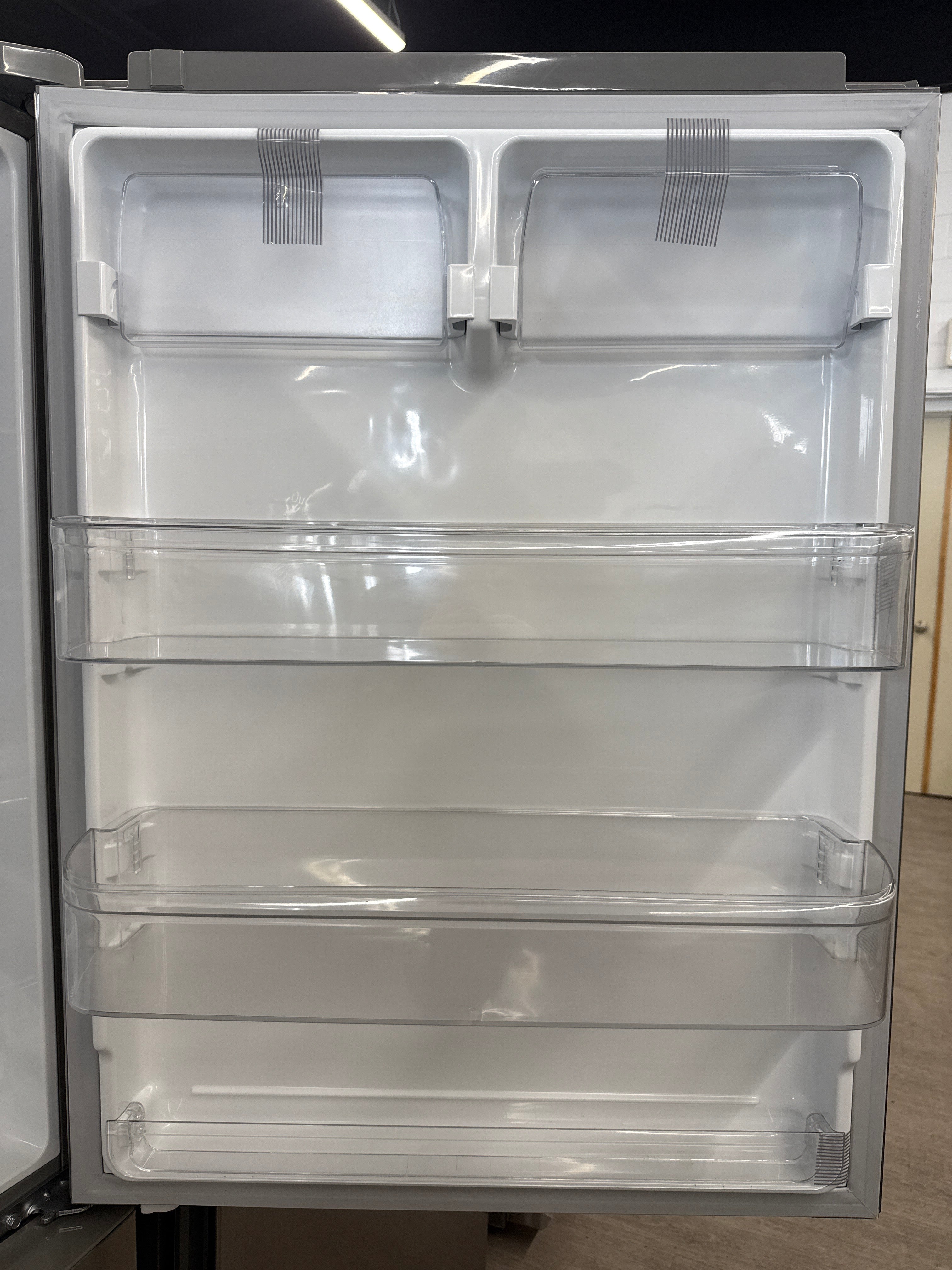 NEW - LG 30” Bottom Freezer Refrigerator - LRDNS2200S (1 YEAR MANUFACTURER WARRANTY)