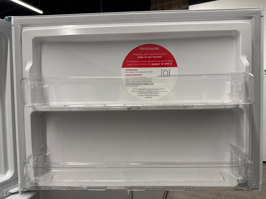 OPEN-BOX - Frigidaire 30” Top Freezer Refrigerator - FFTR2045VW9