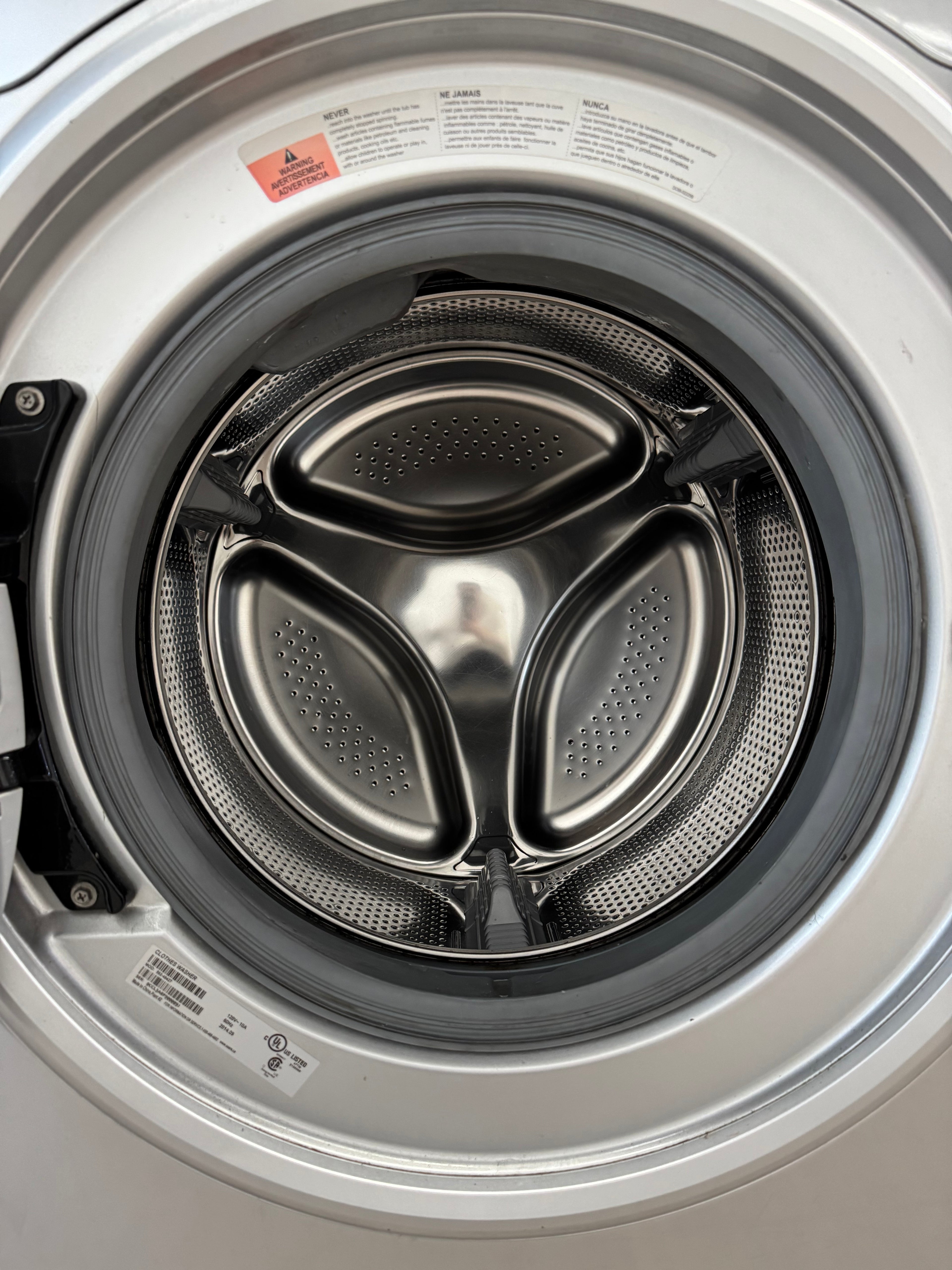 Kenmore 27” Front Load Washer - 592.49427