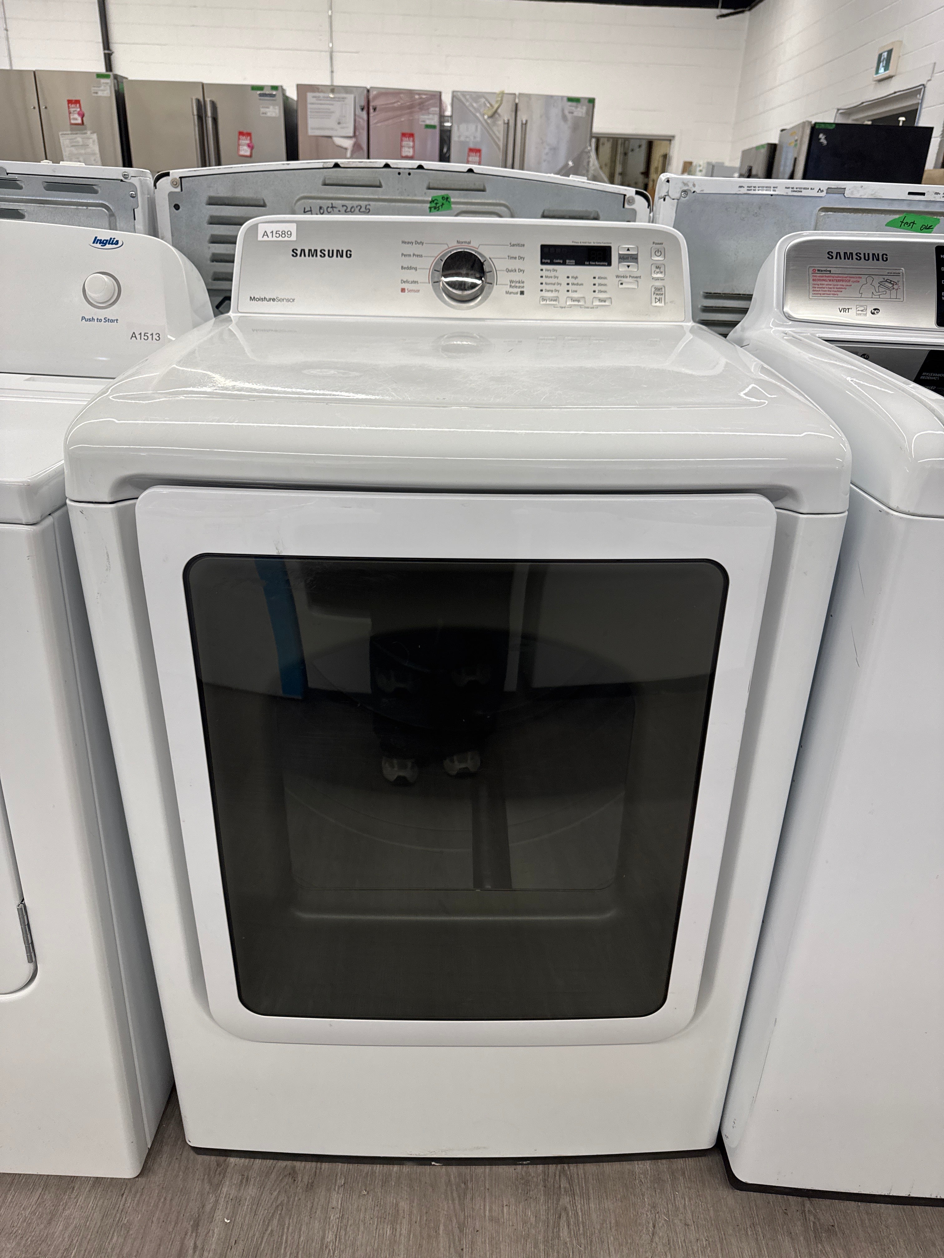 SAMSUNG 27” Top Load Washer (WA45H7000AW) and Front Load Dryer (DV422EWHDWR)