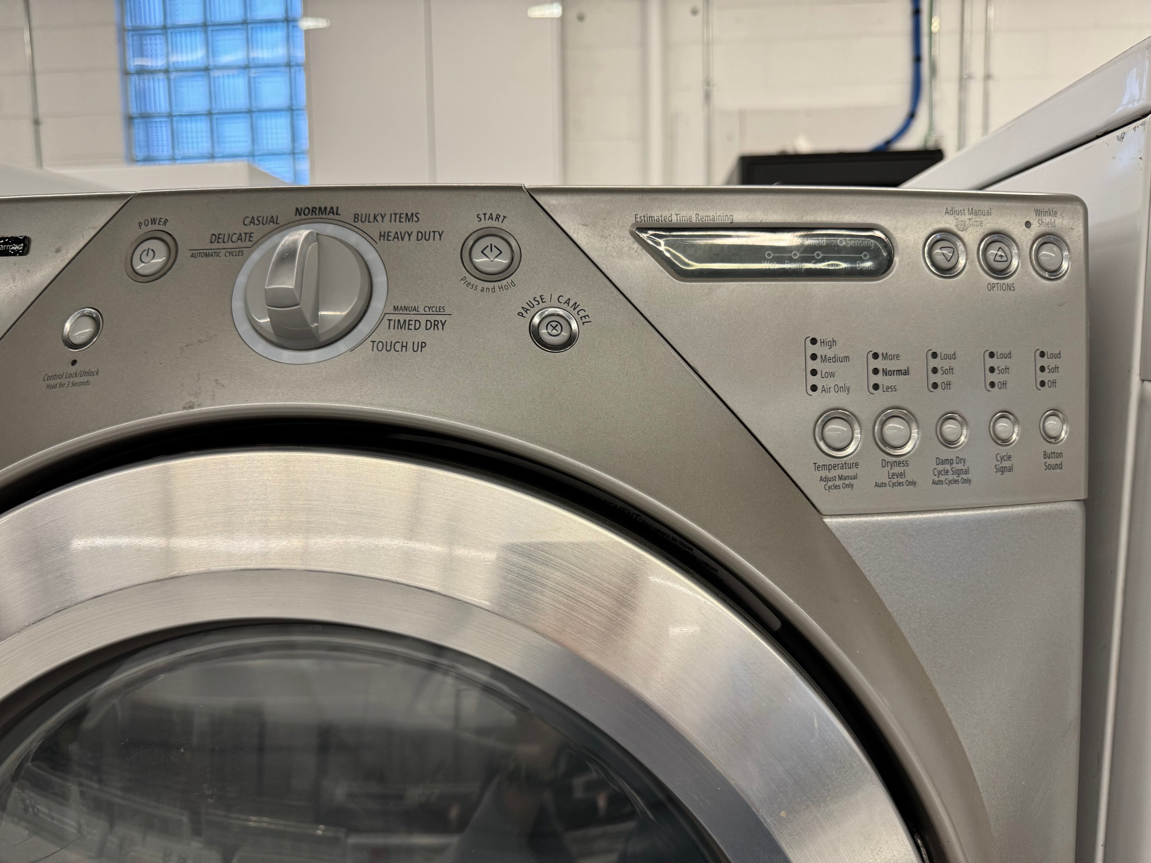 Whirlpool 27” Front Load Washer & Dryer Set (WFW9300VU02 & YWDE9300VU0)