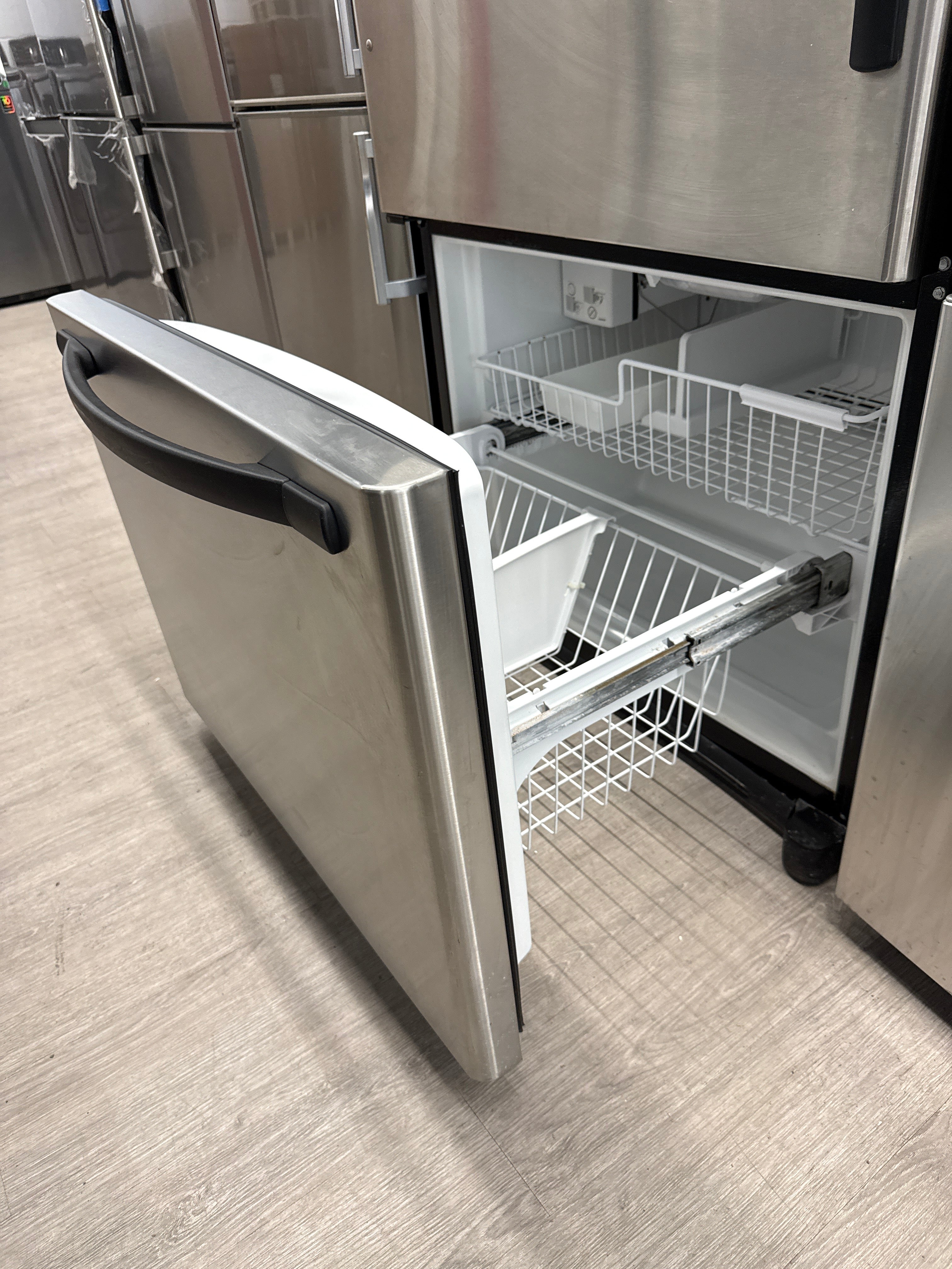 Whirlpool 33” Bottom Freezer Refrigerator - GB2SHDXPS