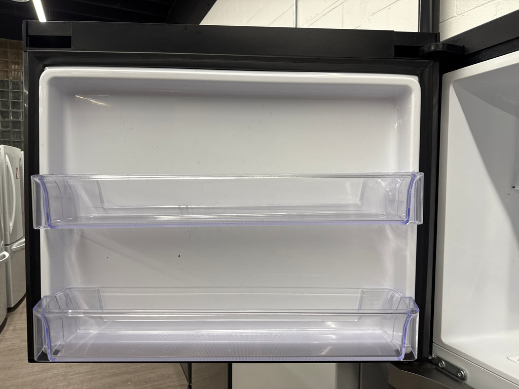 Samsung 29” Top Freezer Refrigerator - RT18M6213SG