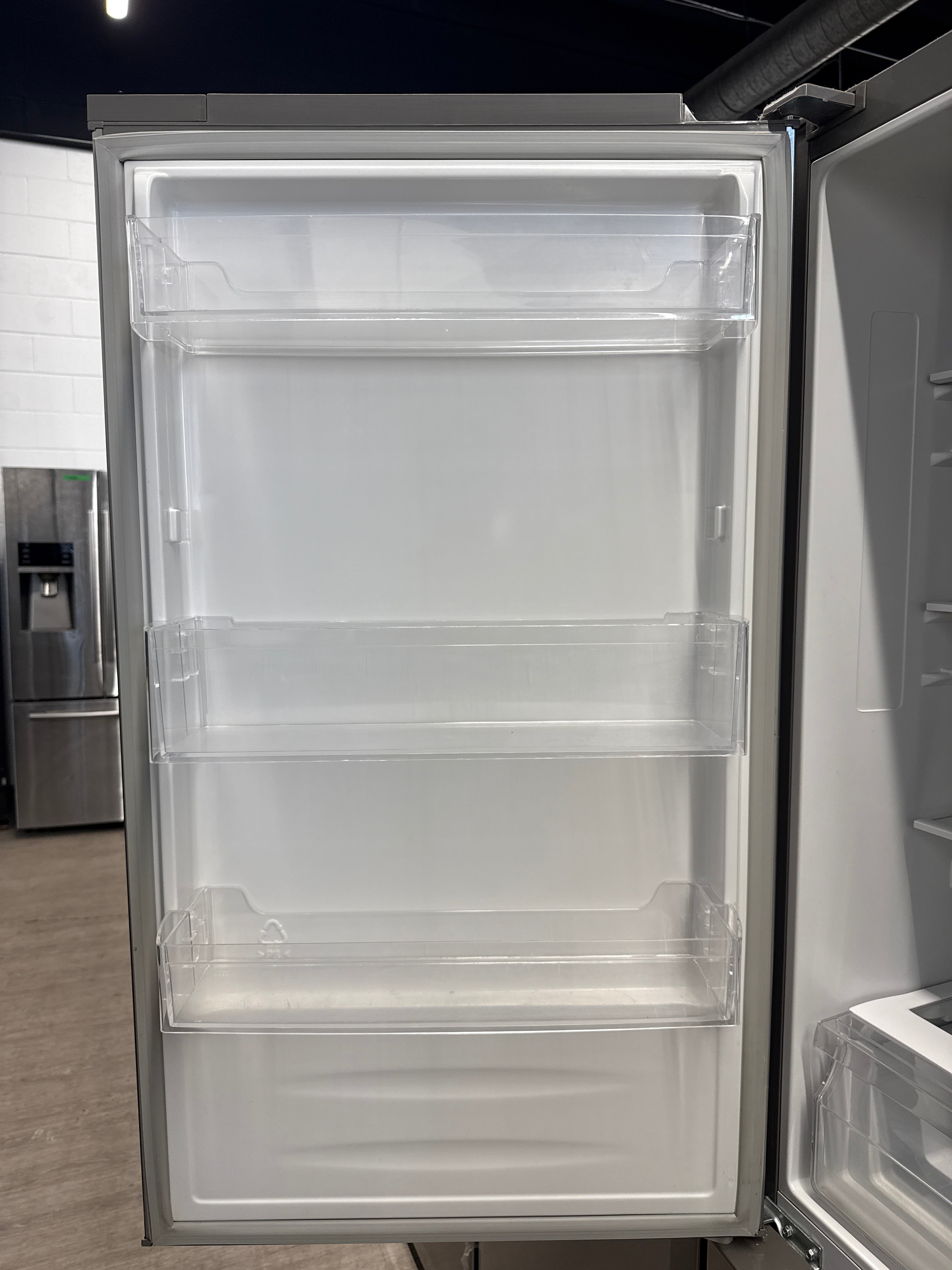 Electrolux 24" Bottom Freezer Refrigerator - EI11BF25QS0