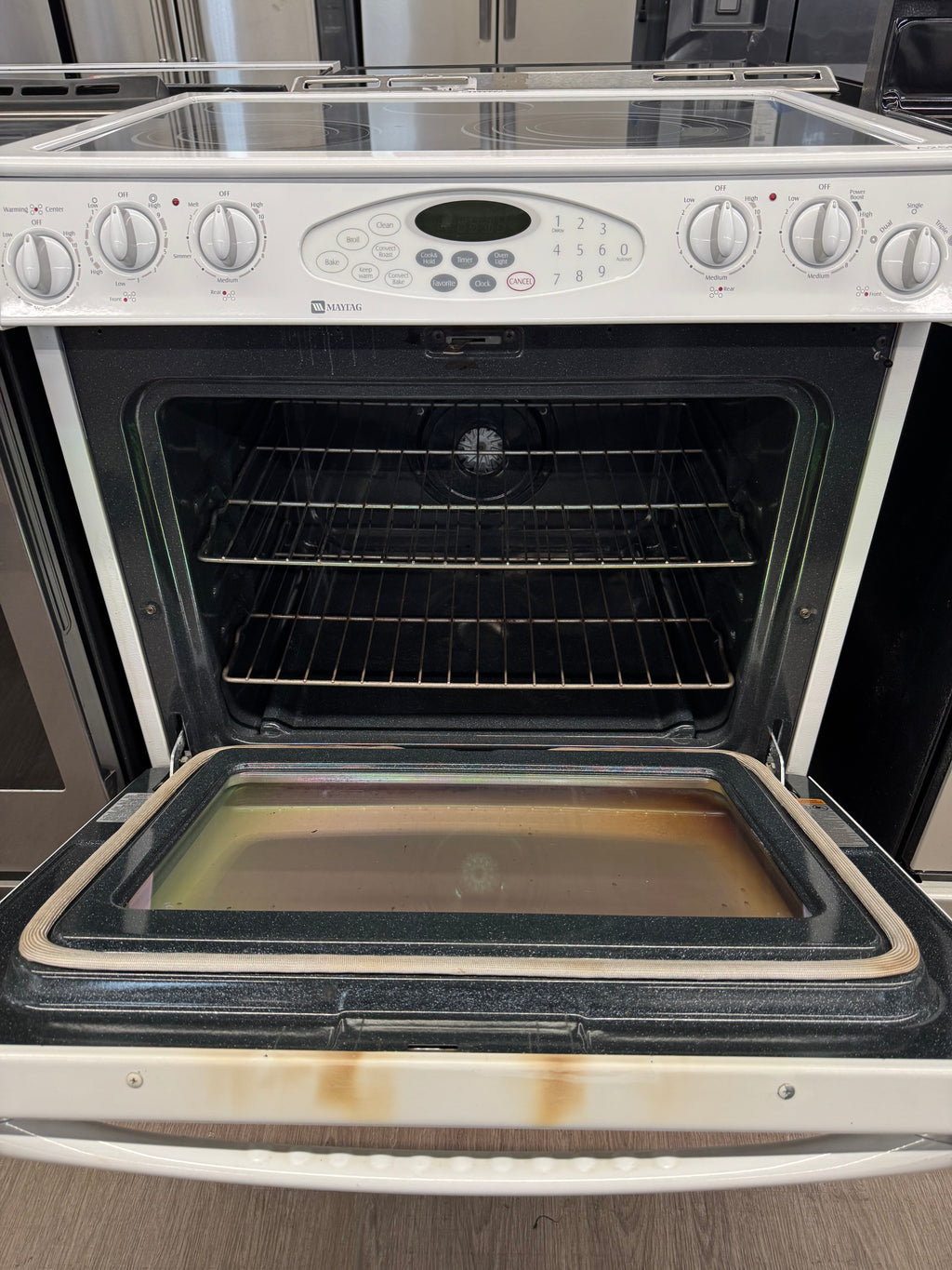Maytag 30” Slide-In Glass Top Range - MES5875VCW20