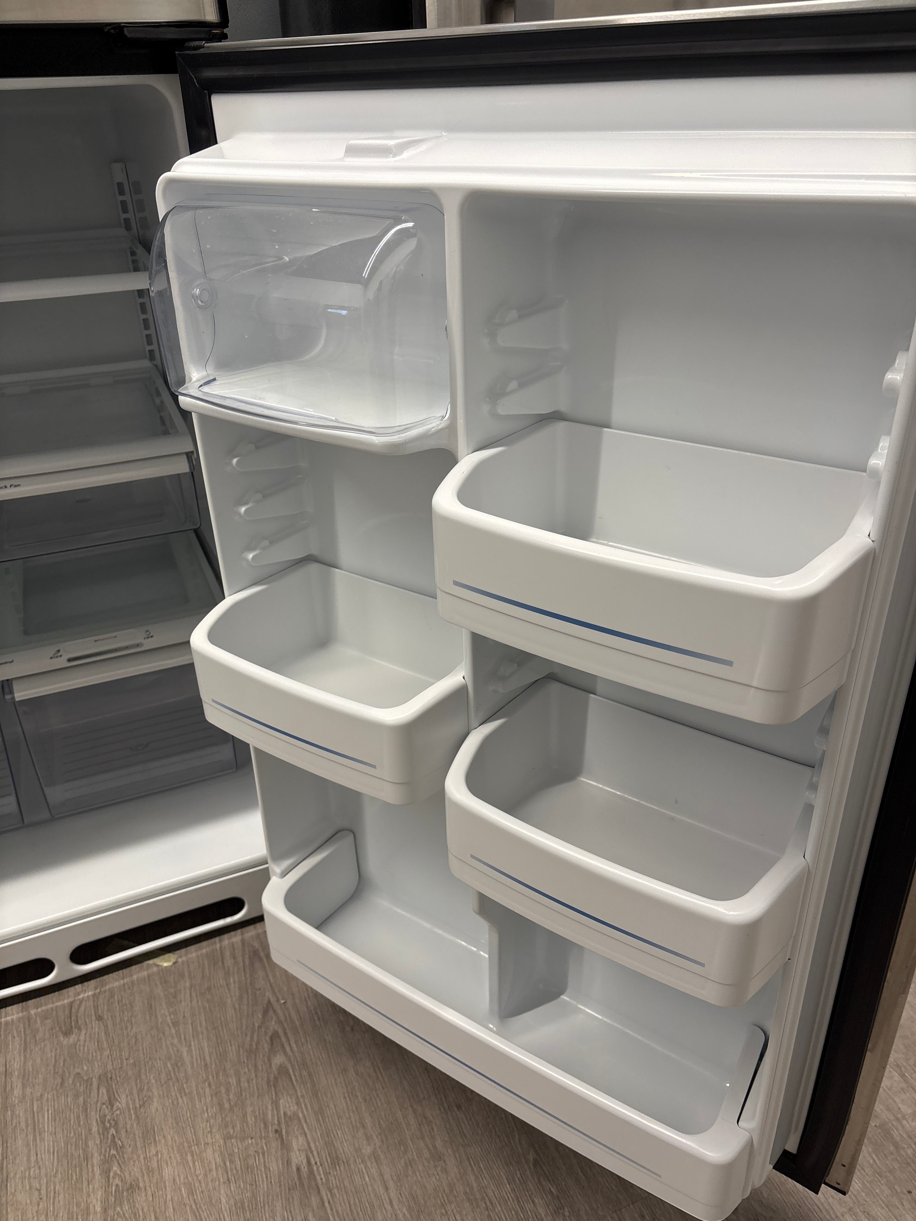GE 30” Top Freezer Refrigerator - GTS18SBSSS