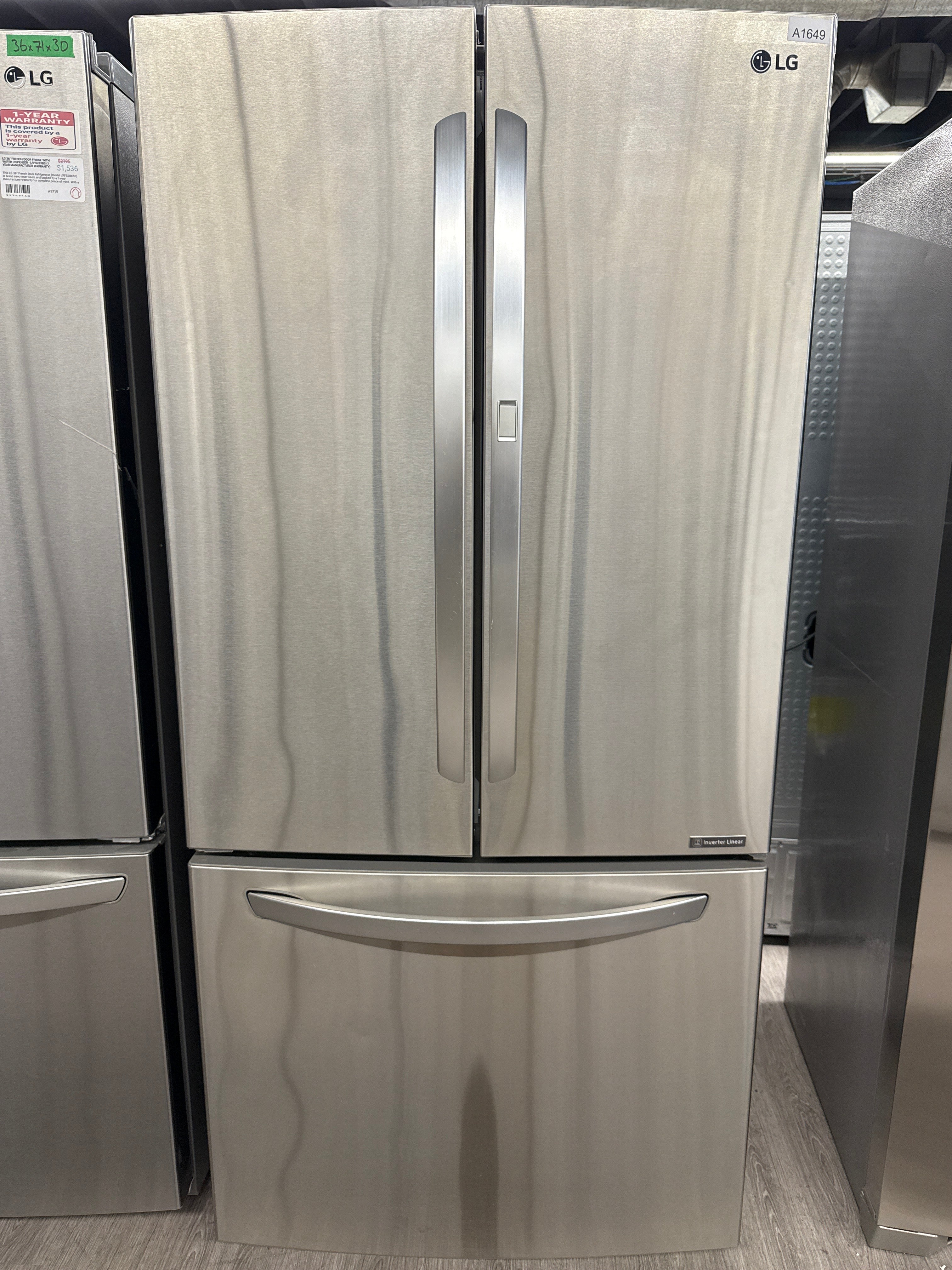 LG 33" French Door Refrigerator - LFCS25663S/01