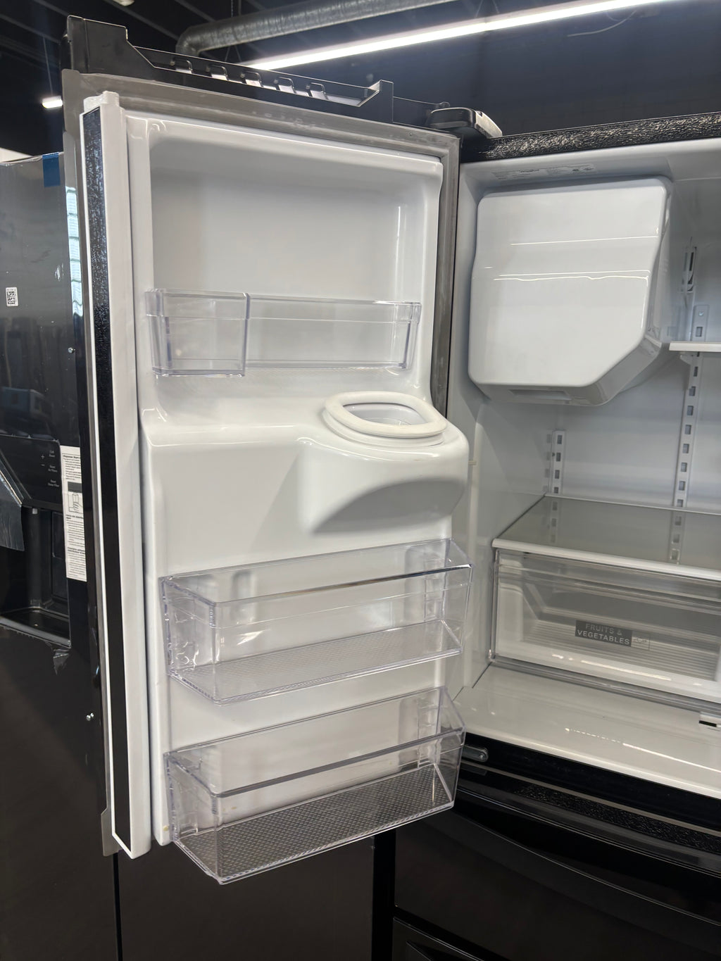 OPEN-BOX - Whirlpool 36” French Door with Water & Ice Dispenser - WRMF3636RB00