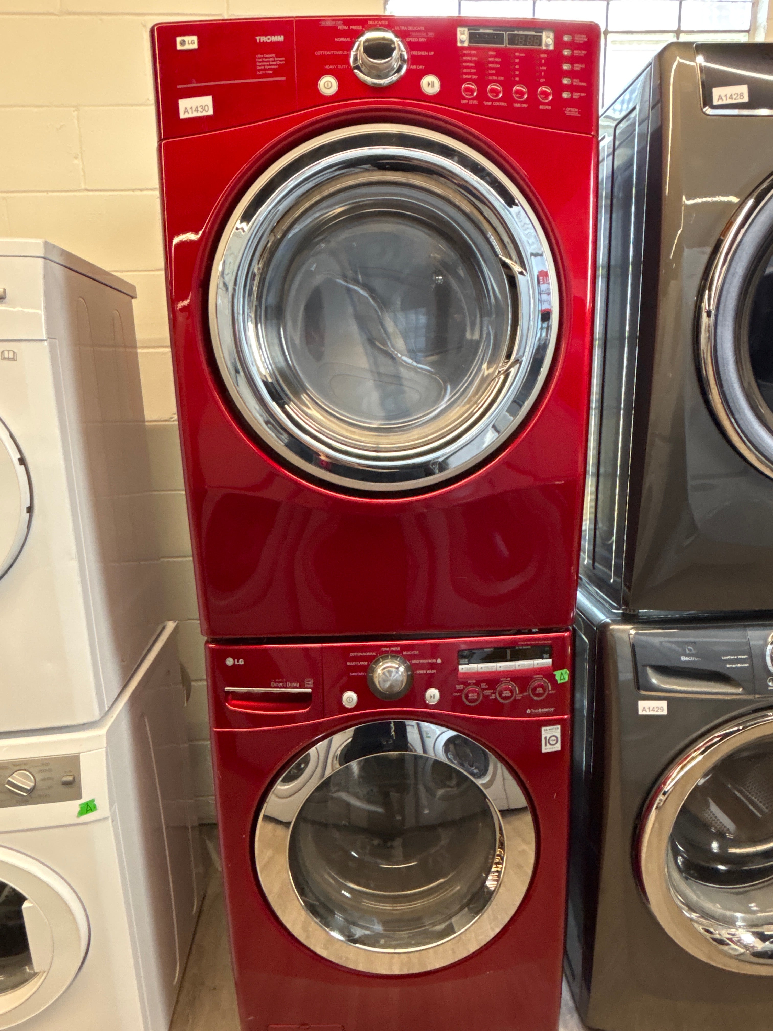 Used LG 27” Front Load Washer & Dryer Set - WM2150HR & DLE177RM