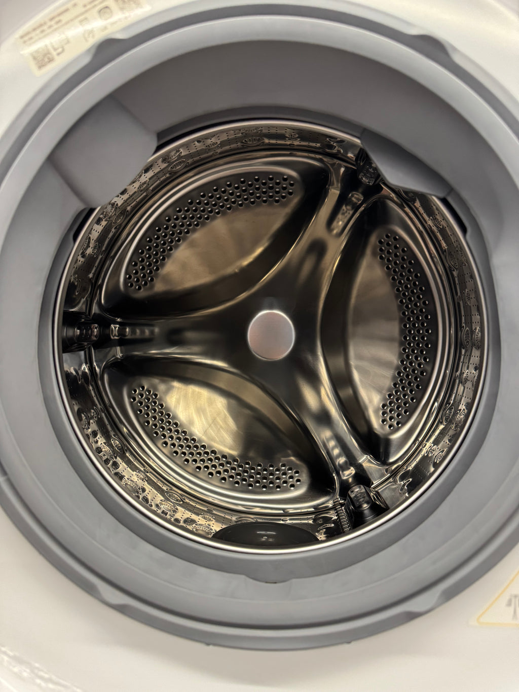 NEW - LG 24” Front Load Washer - WM1455GWA (1 YEAR MANUFACTURER WARRANTY)