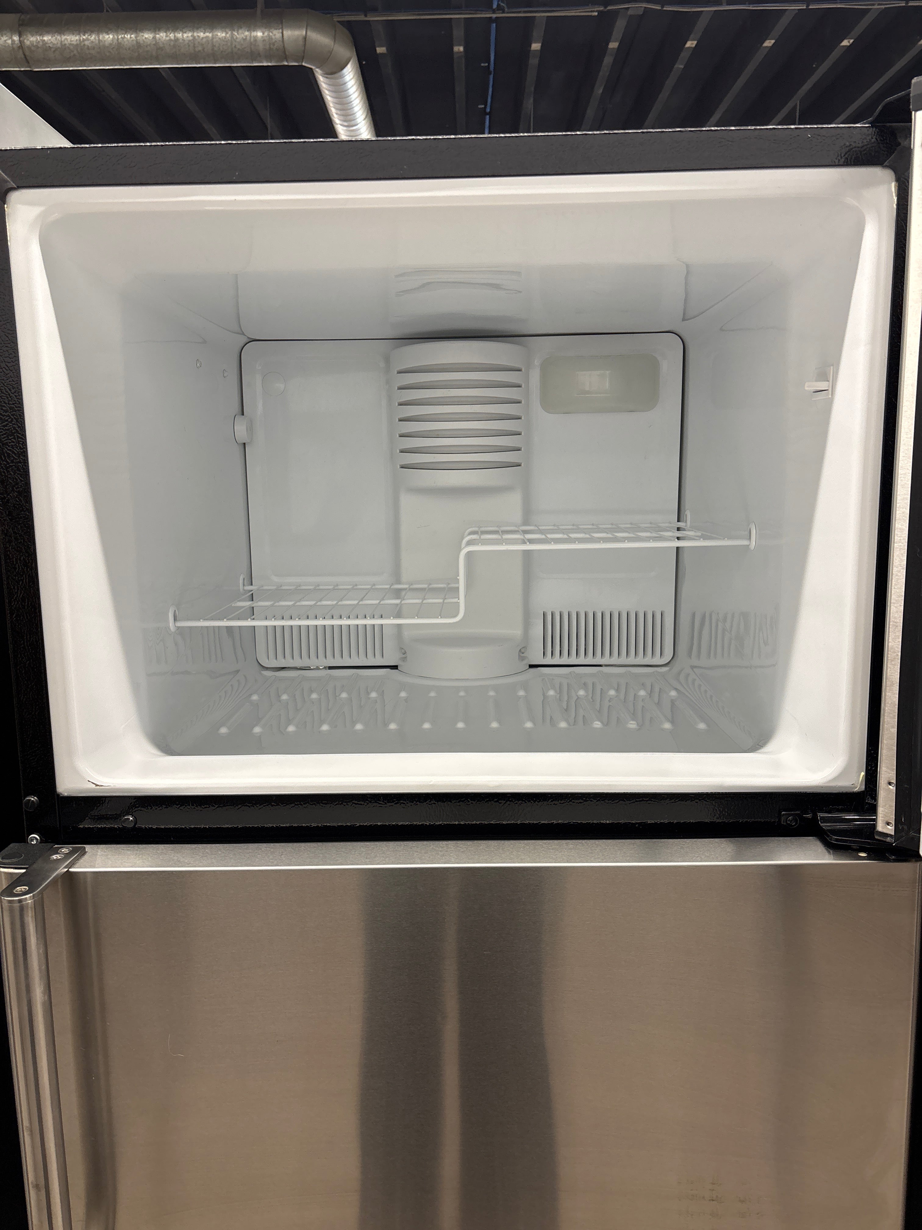 GE 30” Top Freezer Refrigerator - GTS18SBSSS