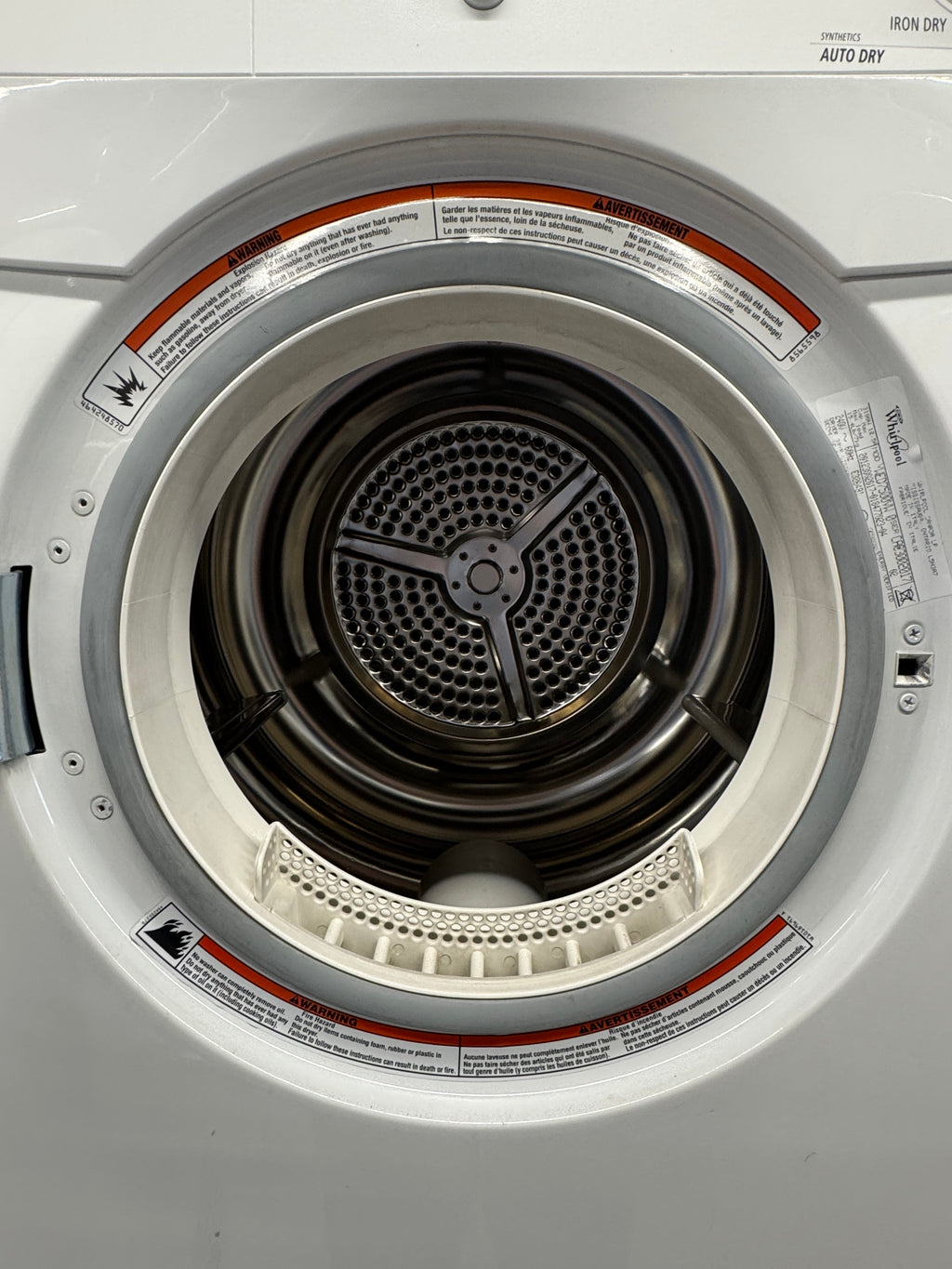 Whirlpool 24” Front Load Washer & Dryer Set (WFC7500VW2 & YWED7500VW)